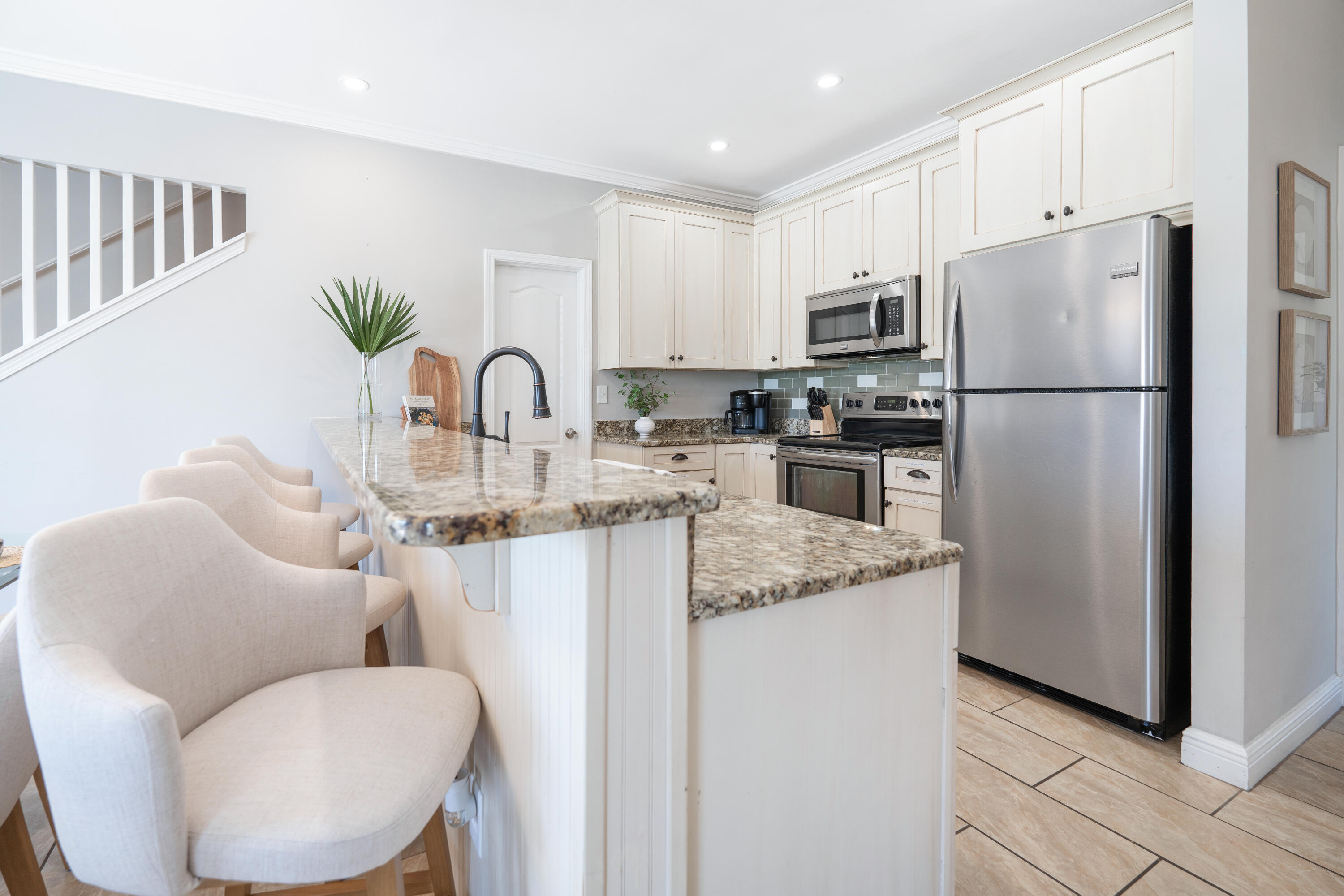 KOKOMO KOVE - Residential