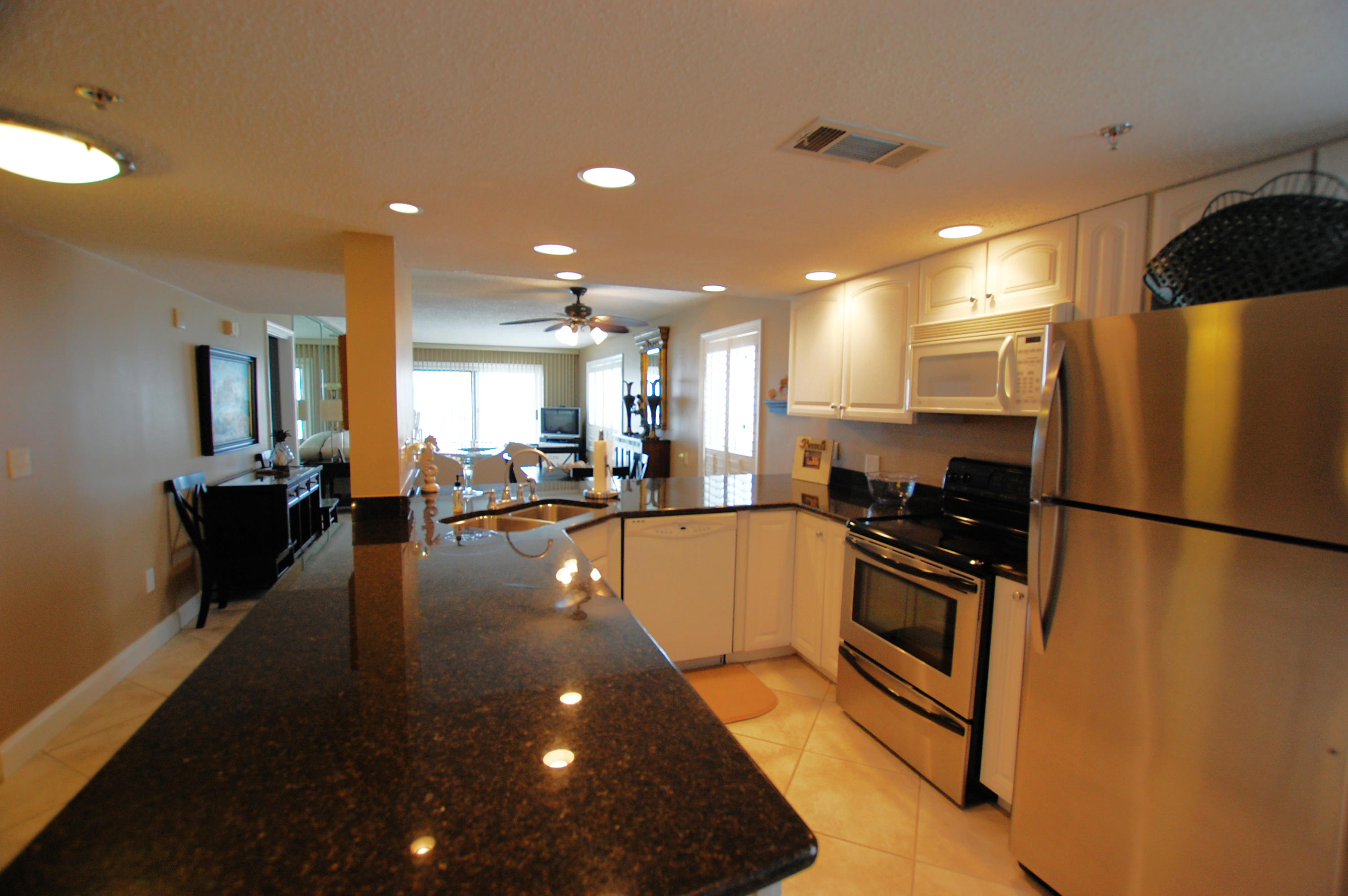 DESTIN TOWERS CONDO - Residential