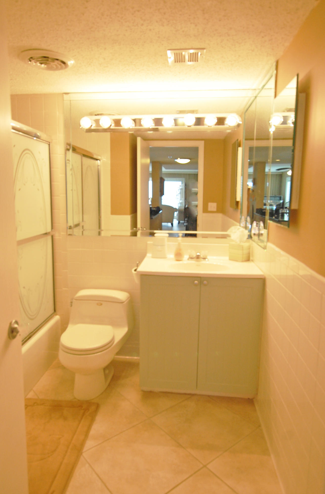 DESTIN TOWERS CONDO - Residential