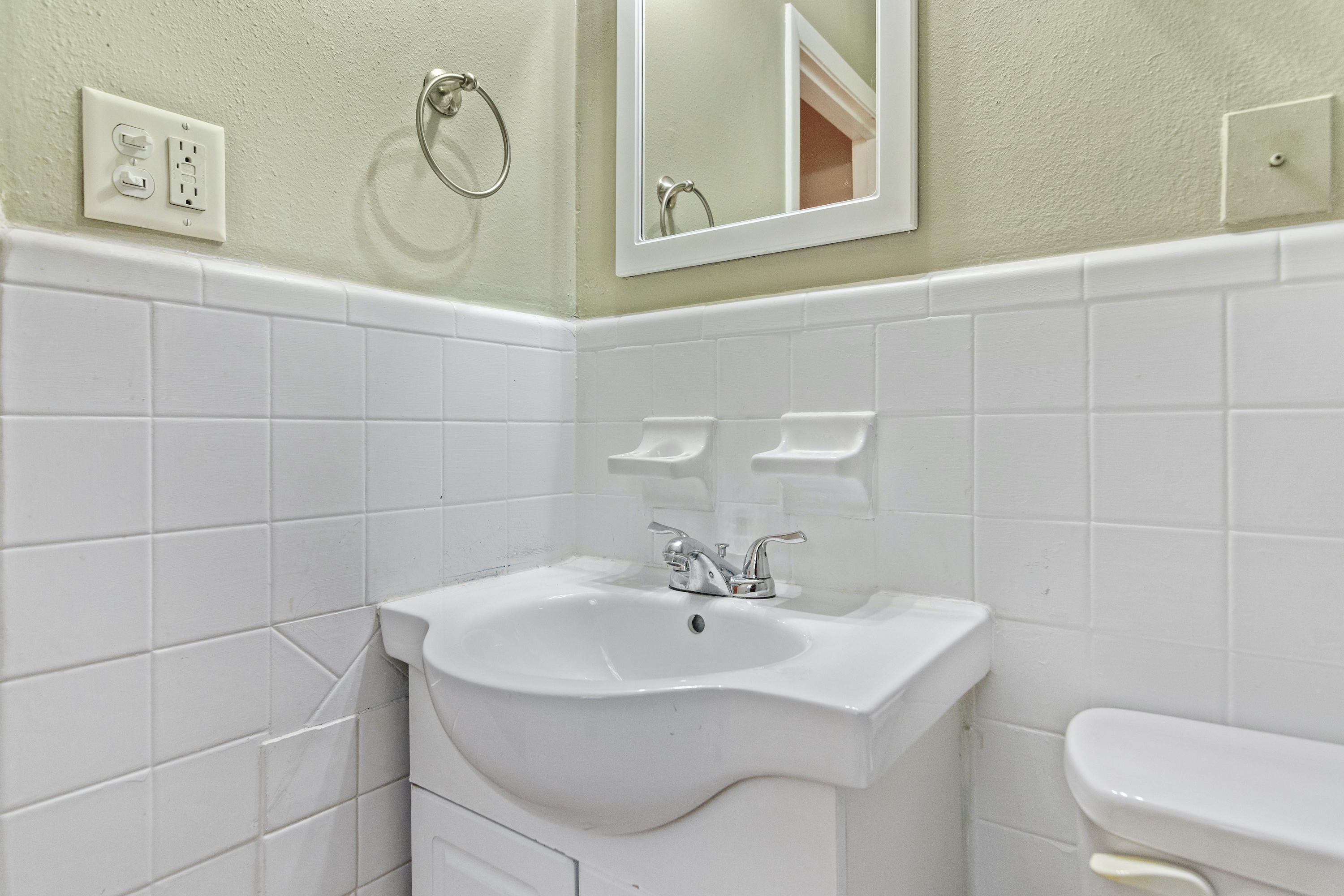 ADAMS POWELL - Residential