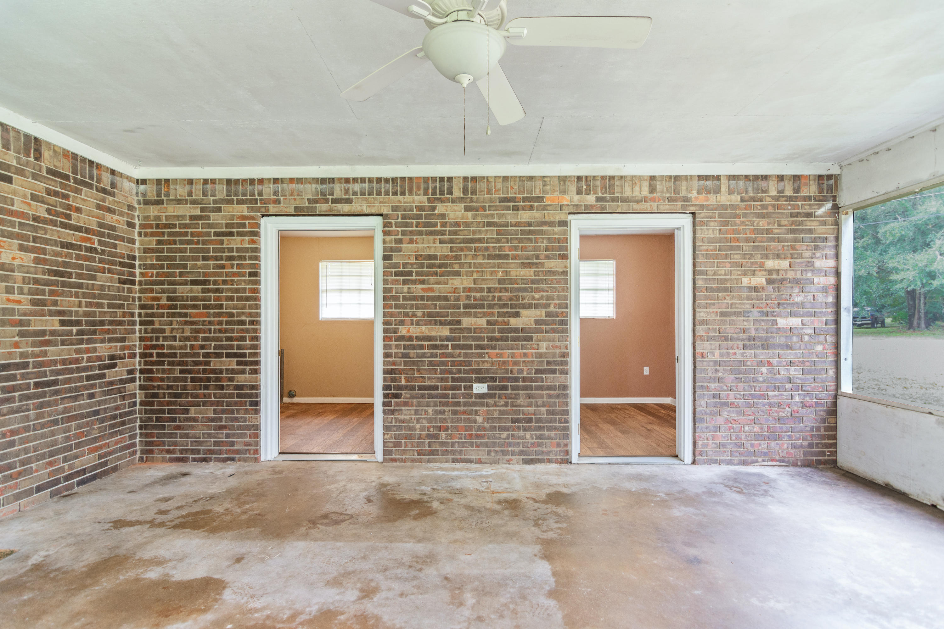 ADAMS POWELL - Residential