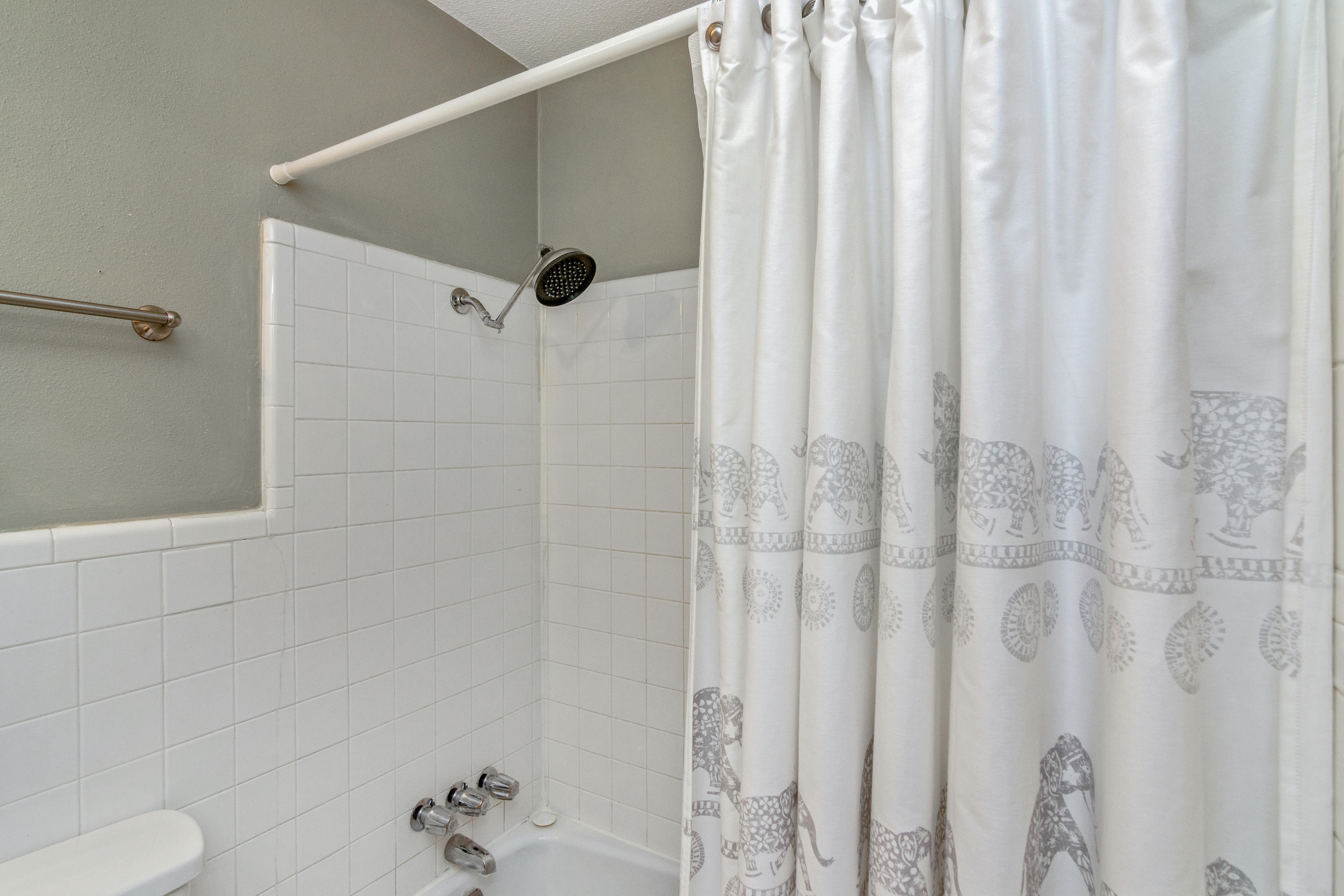 ADAMS POWELL - Residential