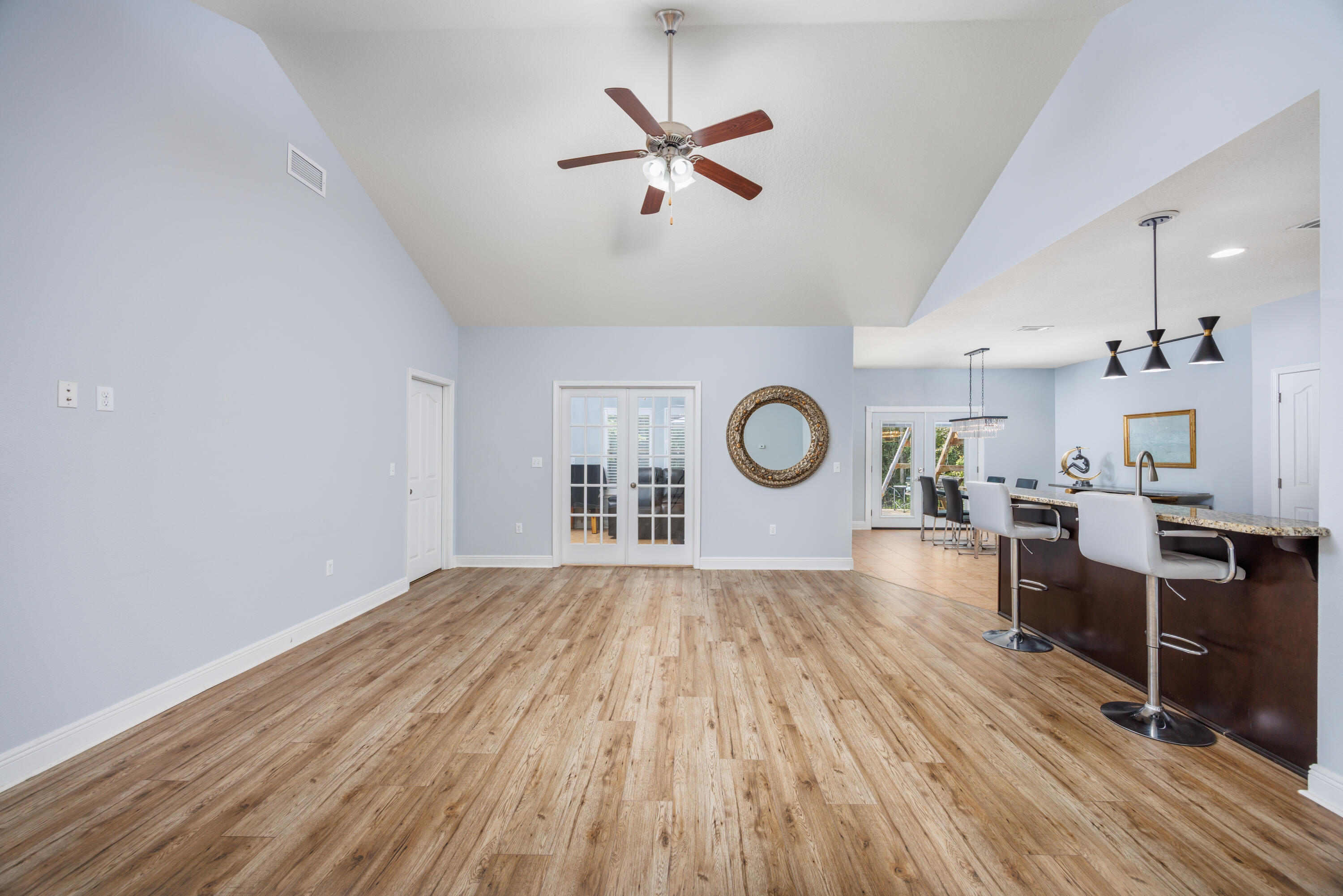 HAMMOCK BAY - Residential