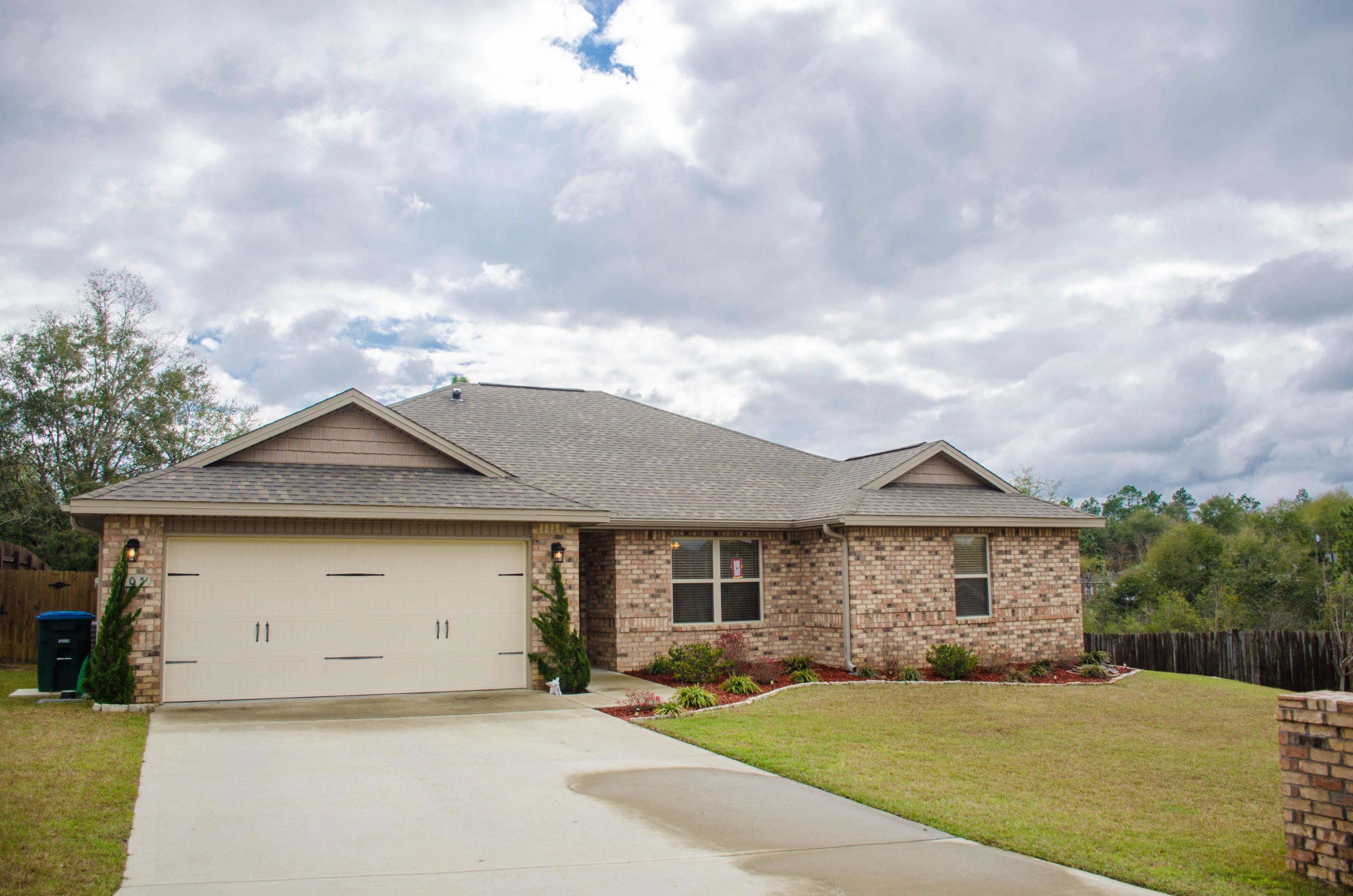 TRAILWOOD ESTATES - Residential