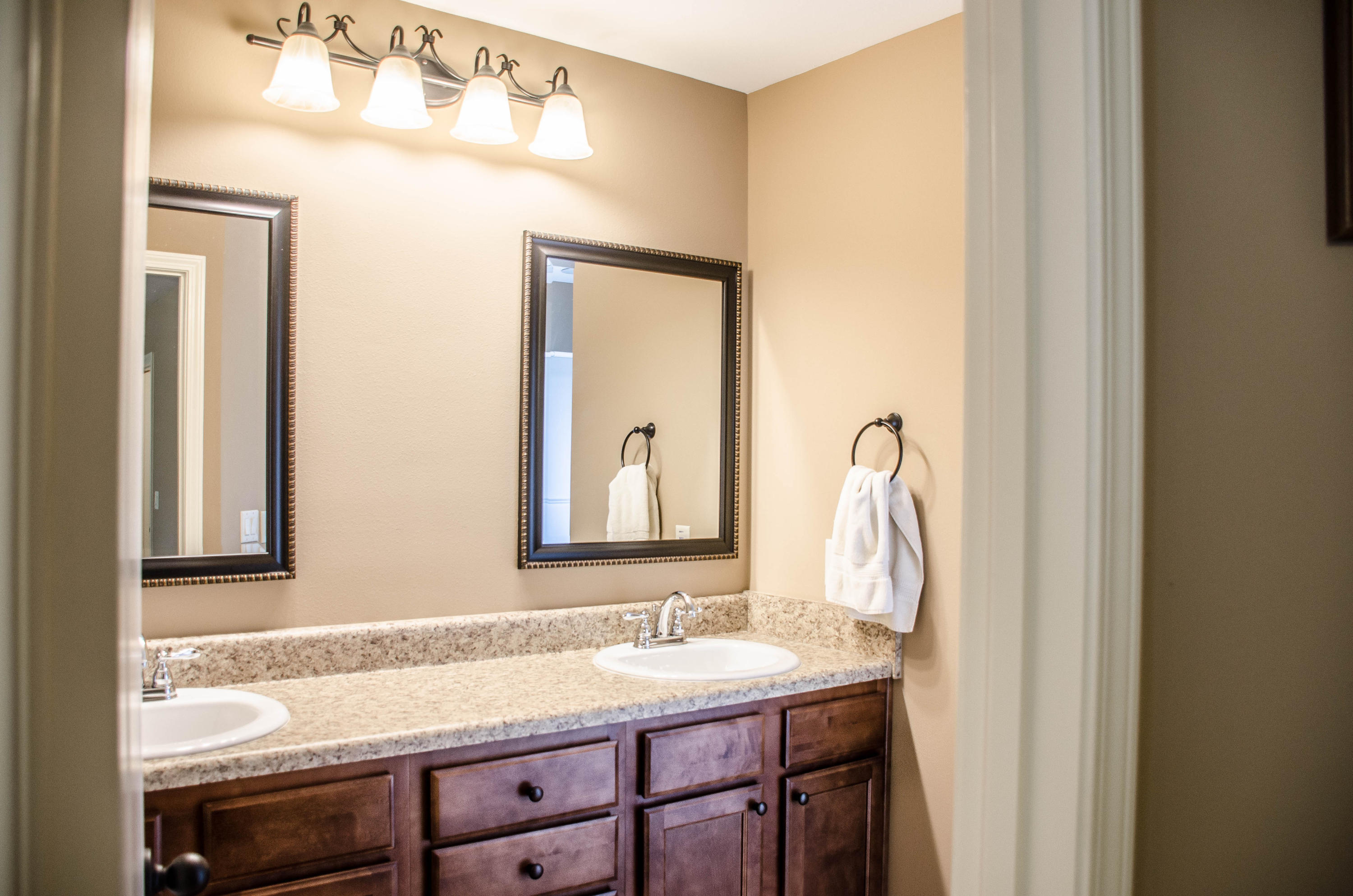 TRAILWOOD ESTATES - Residential