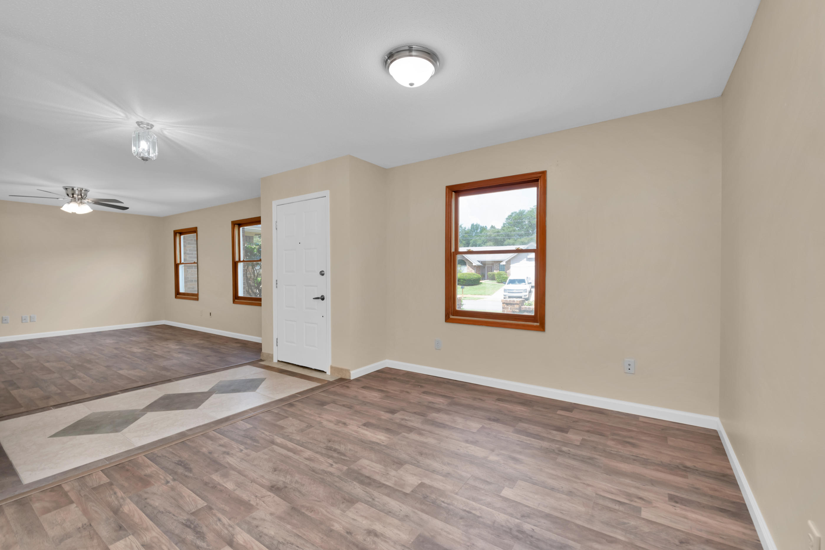 SCOTTSDALE SOUTH - Residential