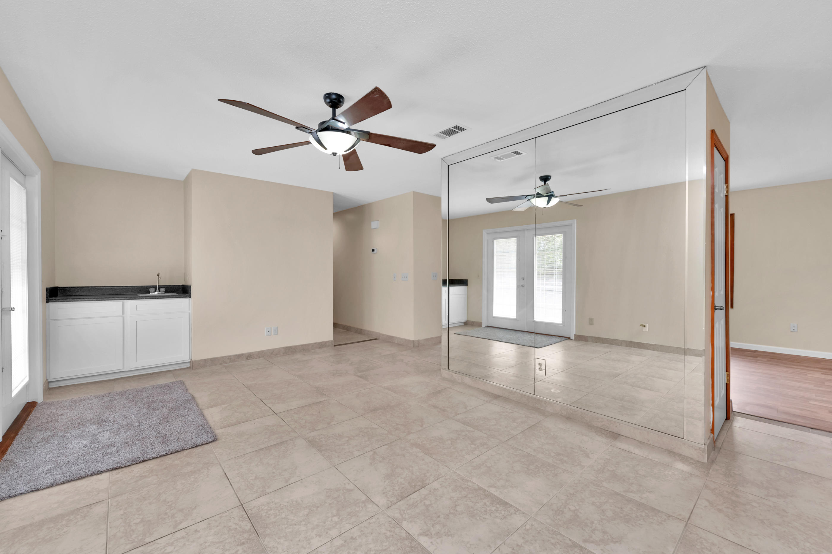 SCOTTSDALE SOUTH - Residential