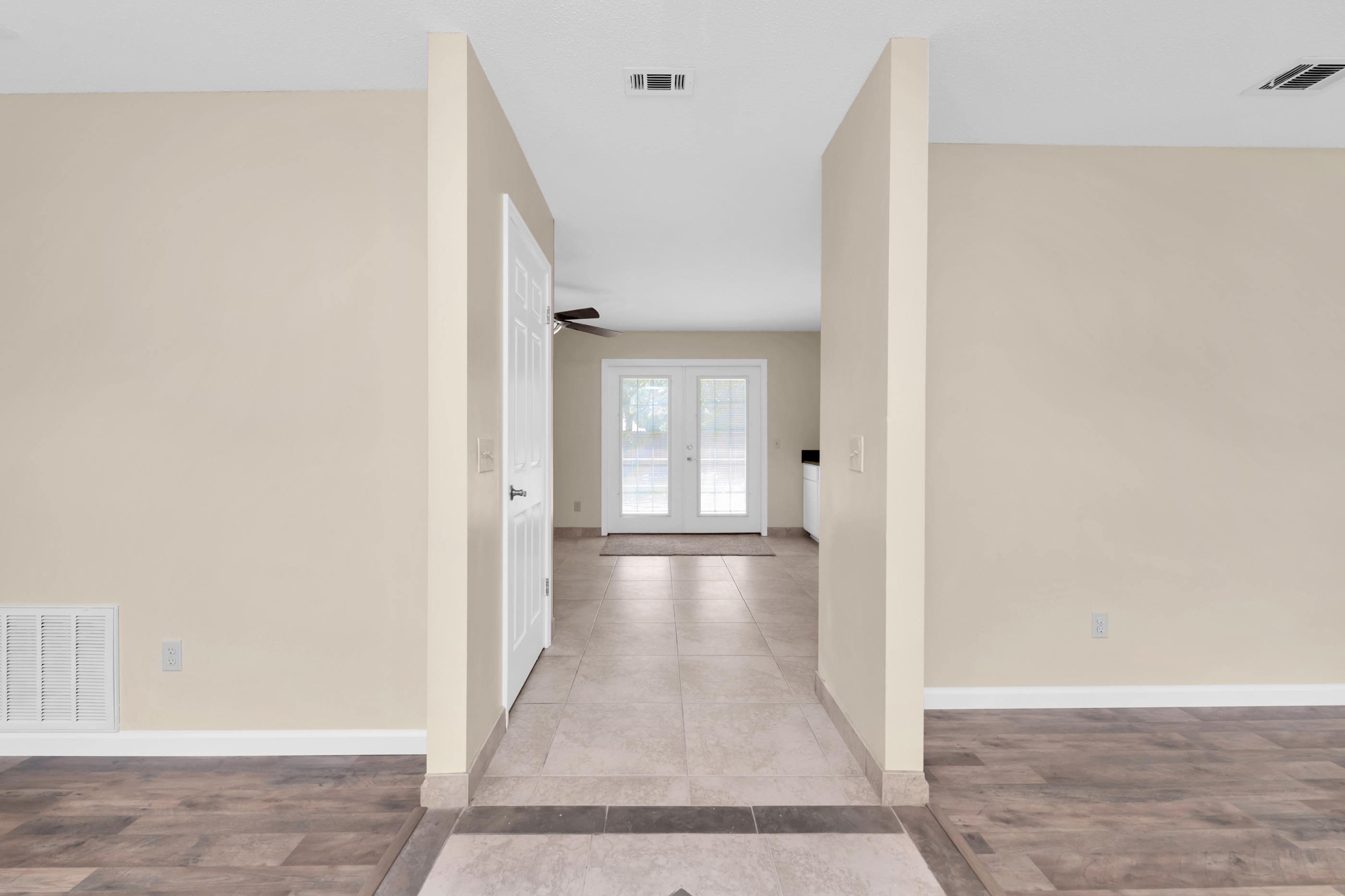 SCOTTSDALE SOUTH - Residential