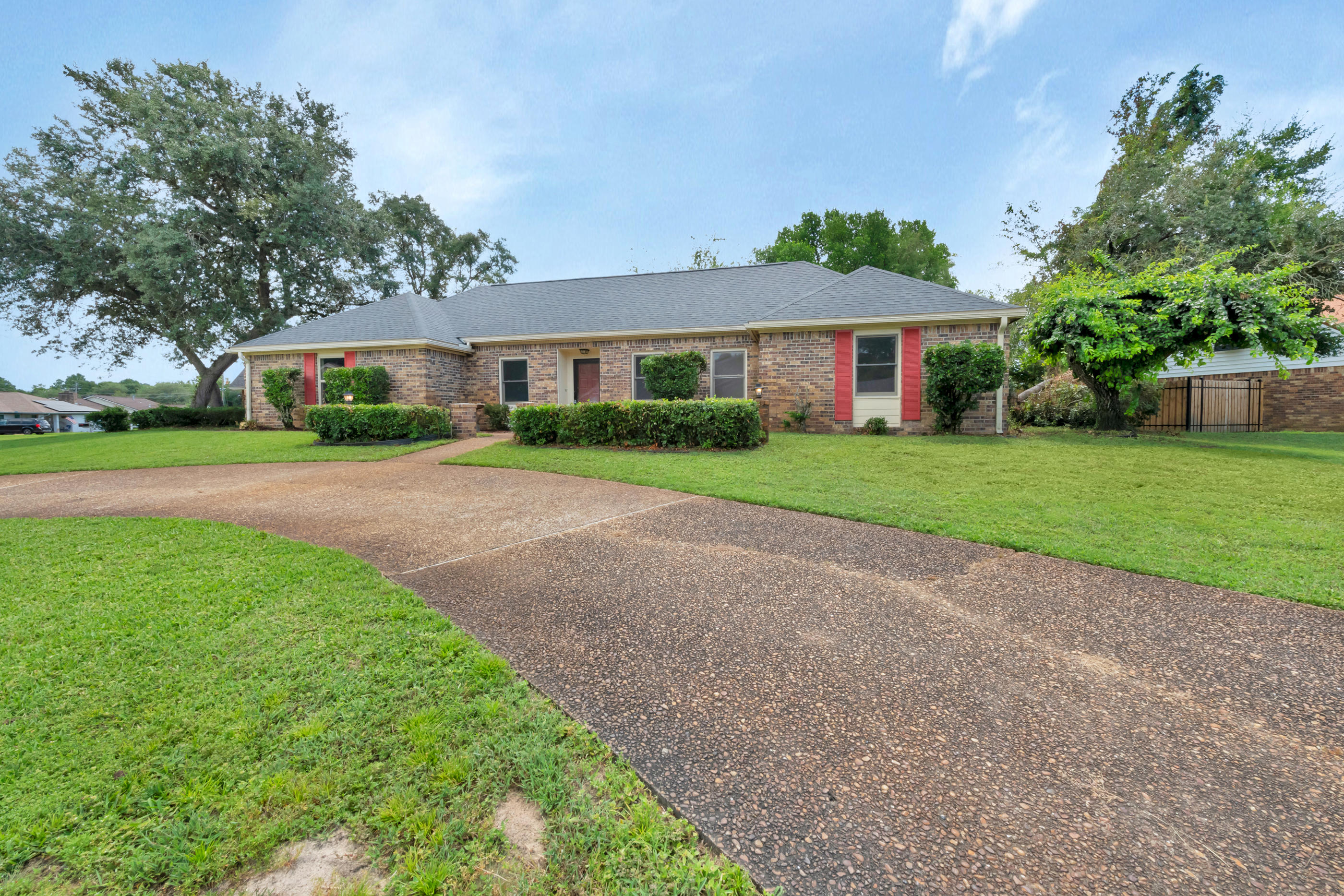 SCOTTSDALE SOUTH - Residential