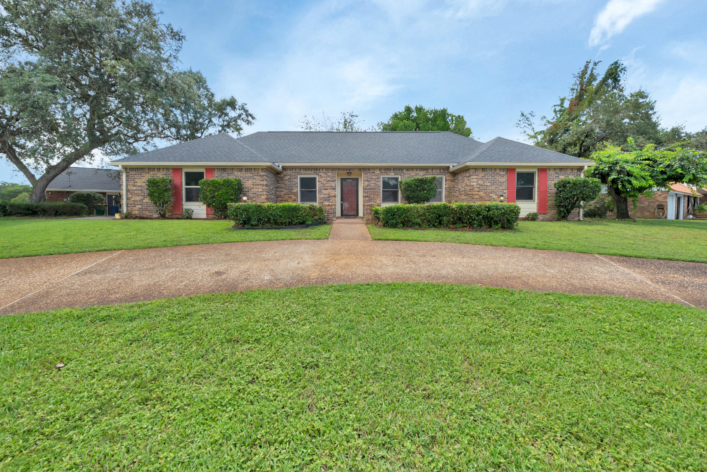 SCOTTSDALE SOUTH - Residential