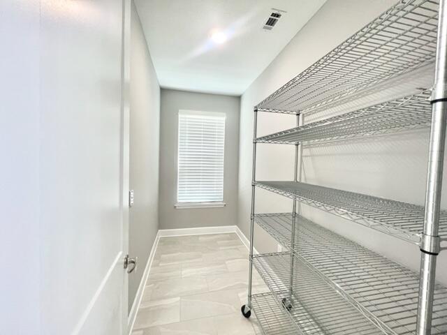 HELMS & ALLEN S/D LOTS 17 & 18 - Residential Lease