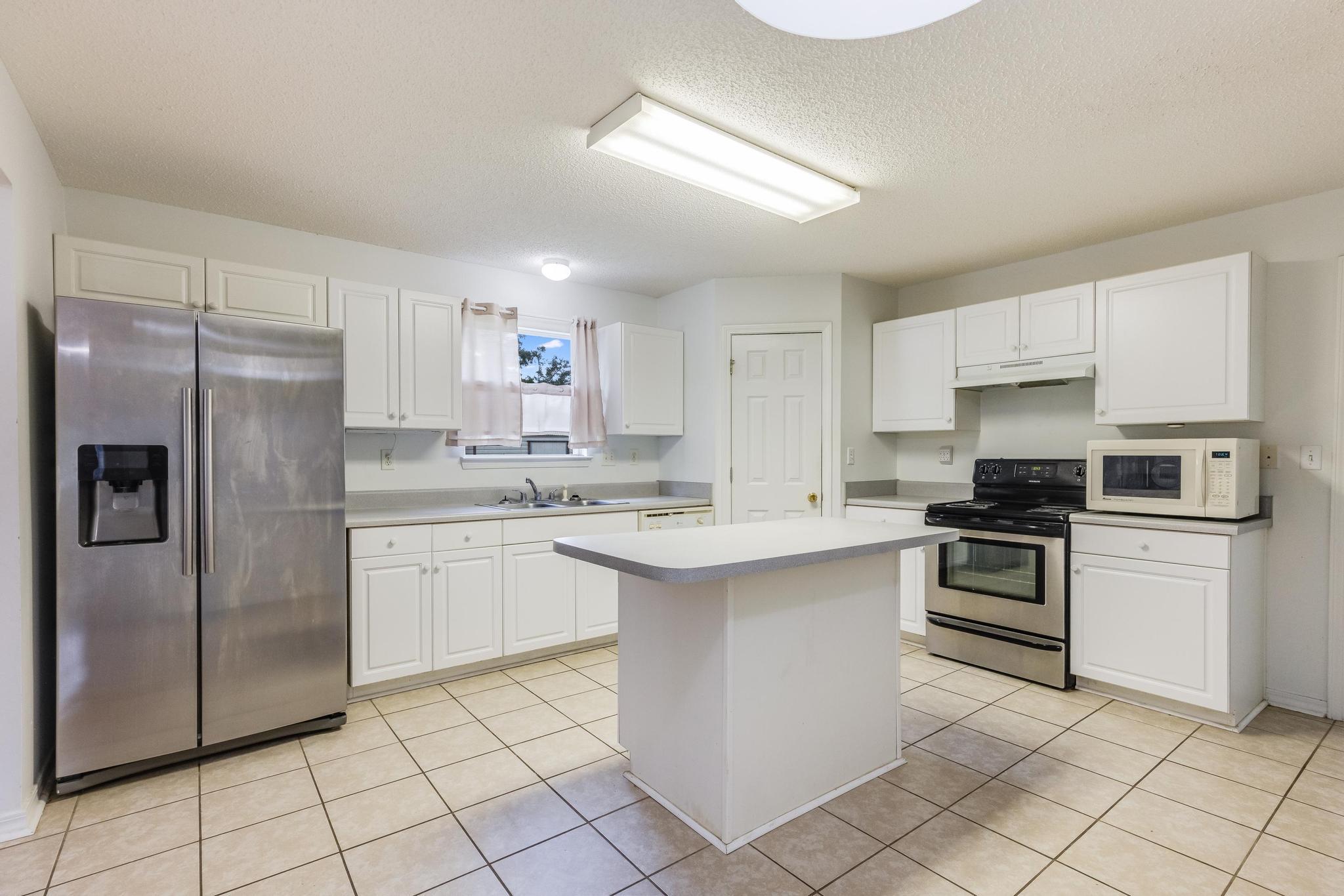 WESTVIEW ESTATES PH 1 - Residential