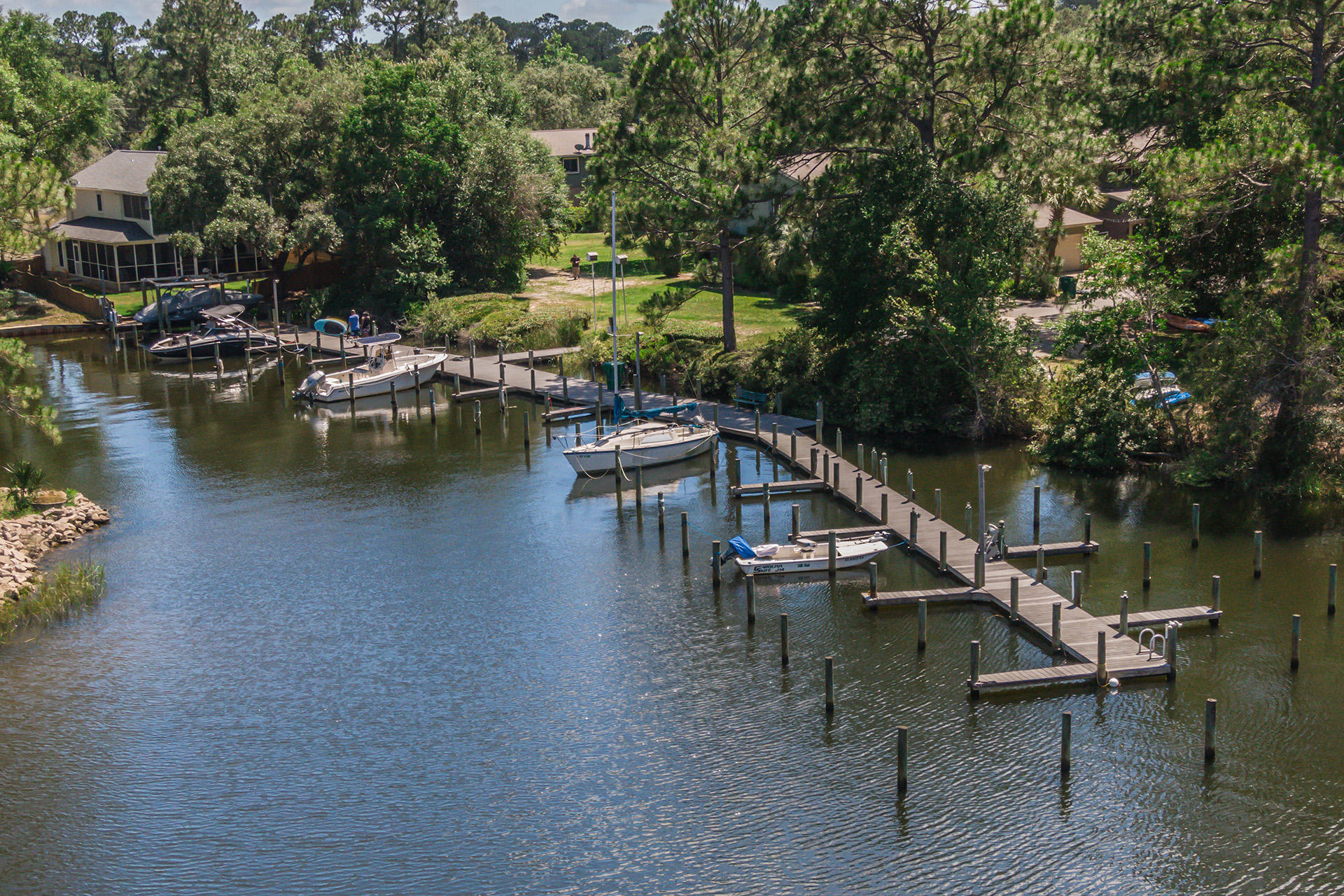 ROCKY BAYOU T/H - Residential