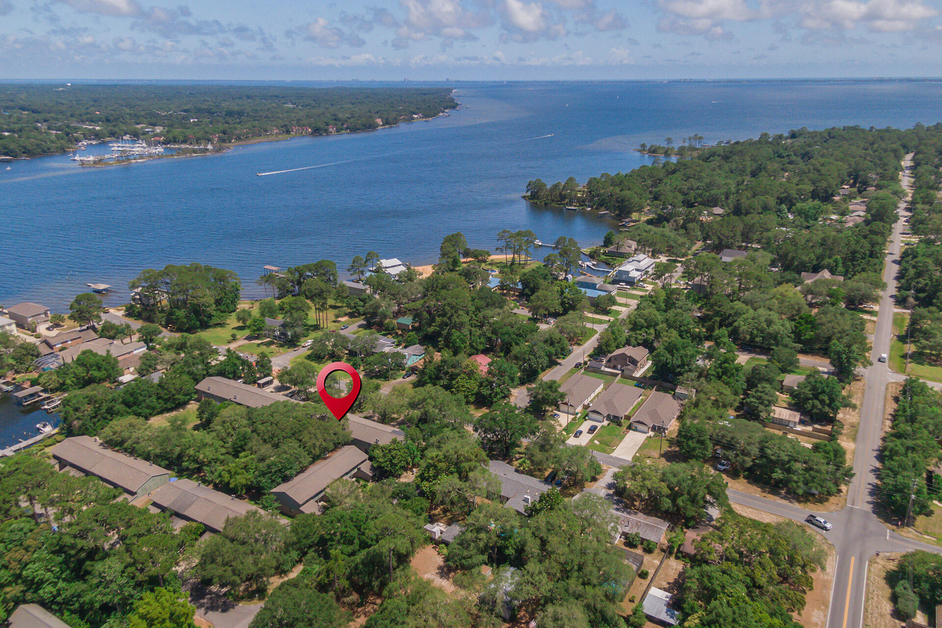 ROCKY BAYOU T/H - Residential