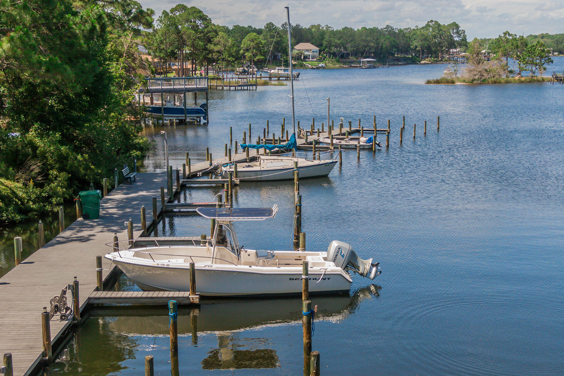 ROCKY BAYOU T/H - Residential
