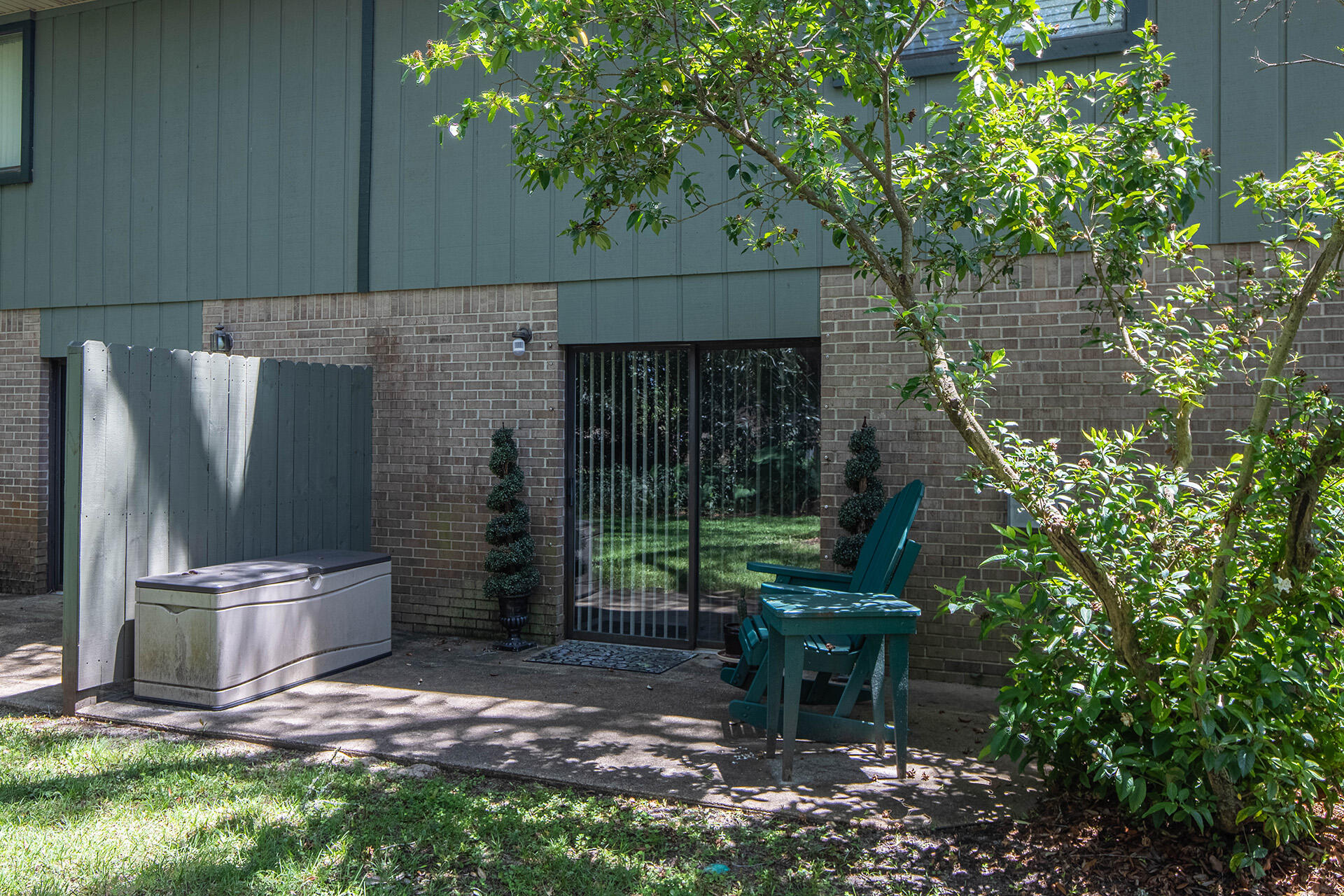 ROCKY BAYOU T/H - Residential