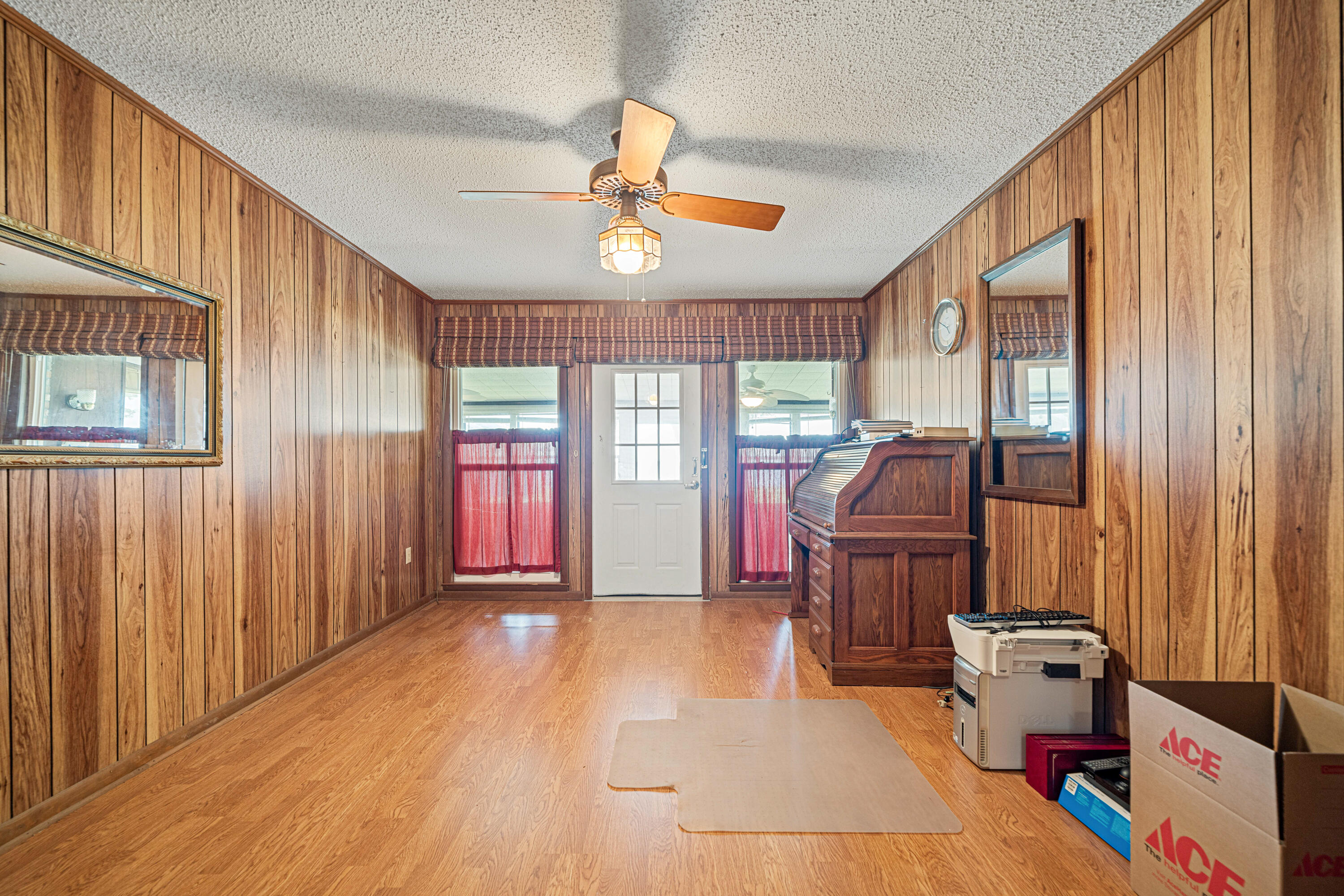 BAY GROVE - Residential