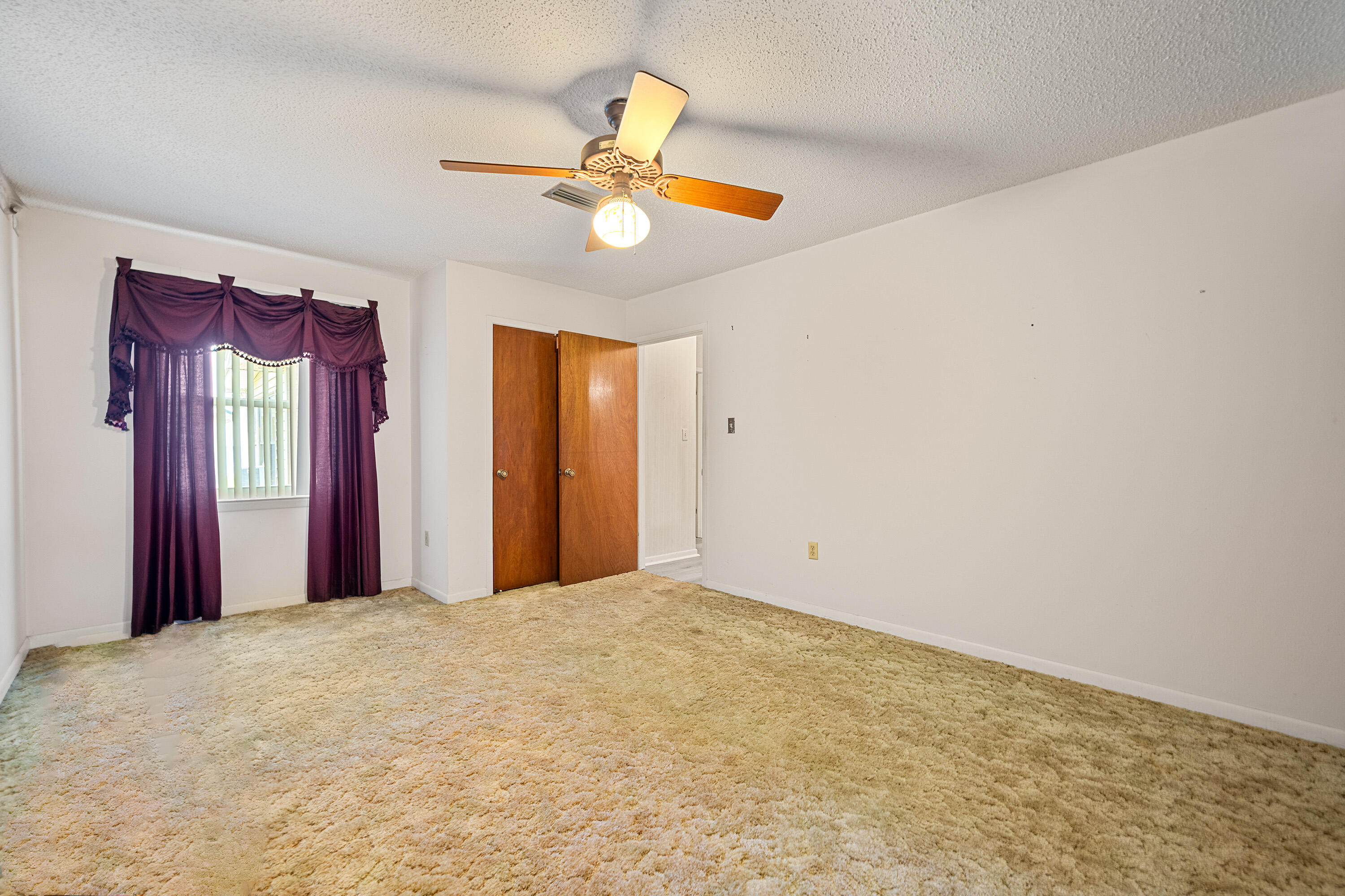 BAY GROVE - Residential