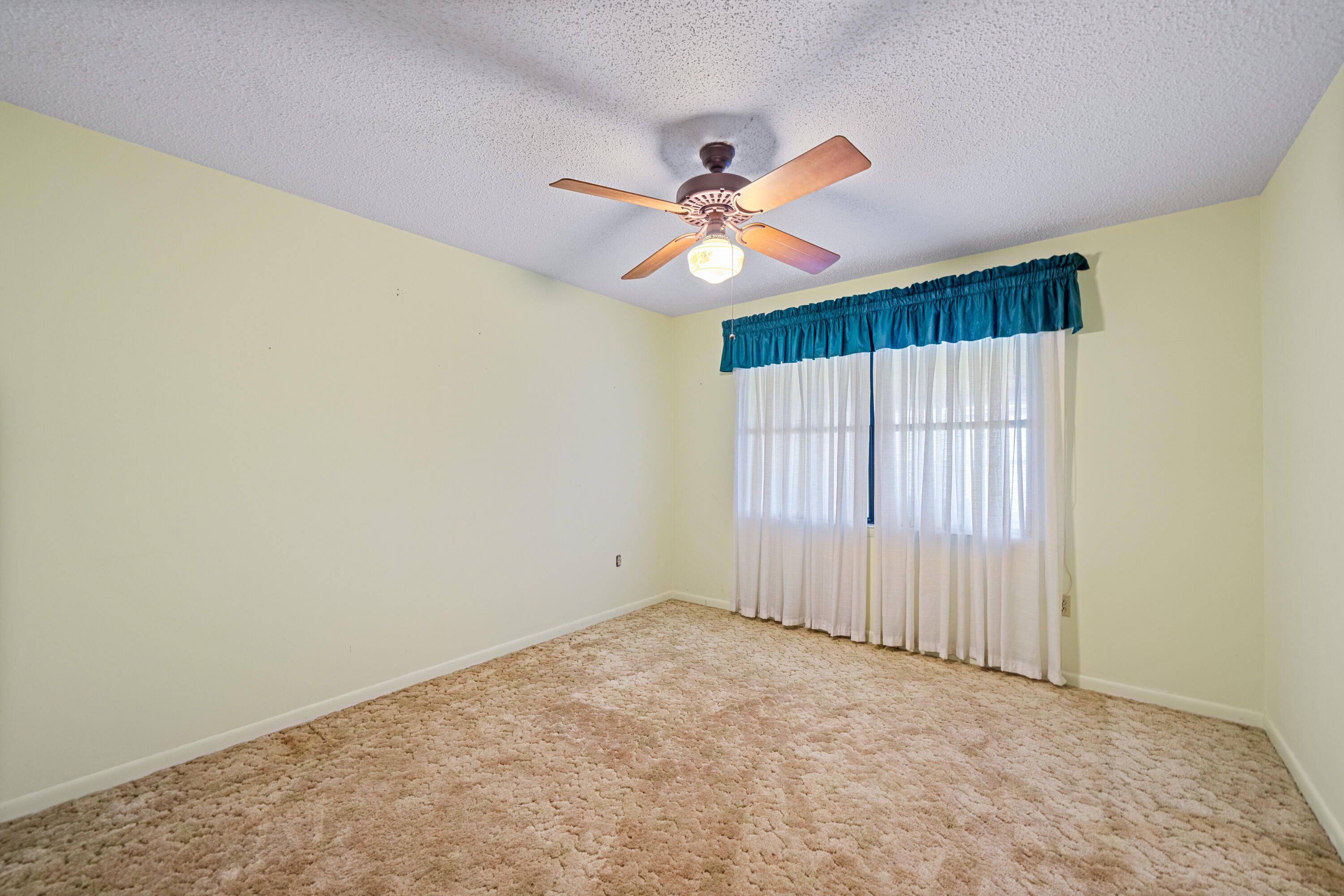 BAY GROVE - Residential