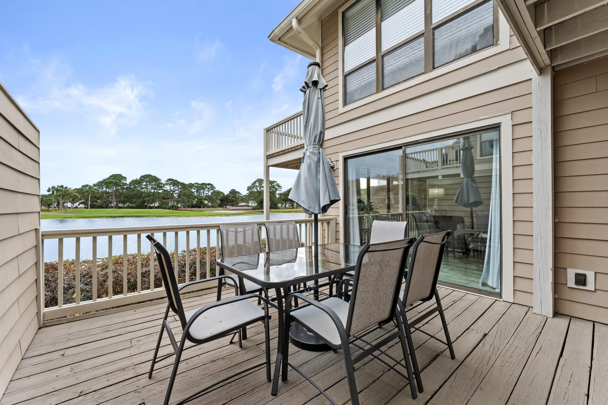 HARBOUR POINT CONDO - Residential