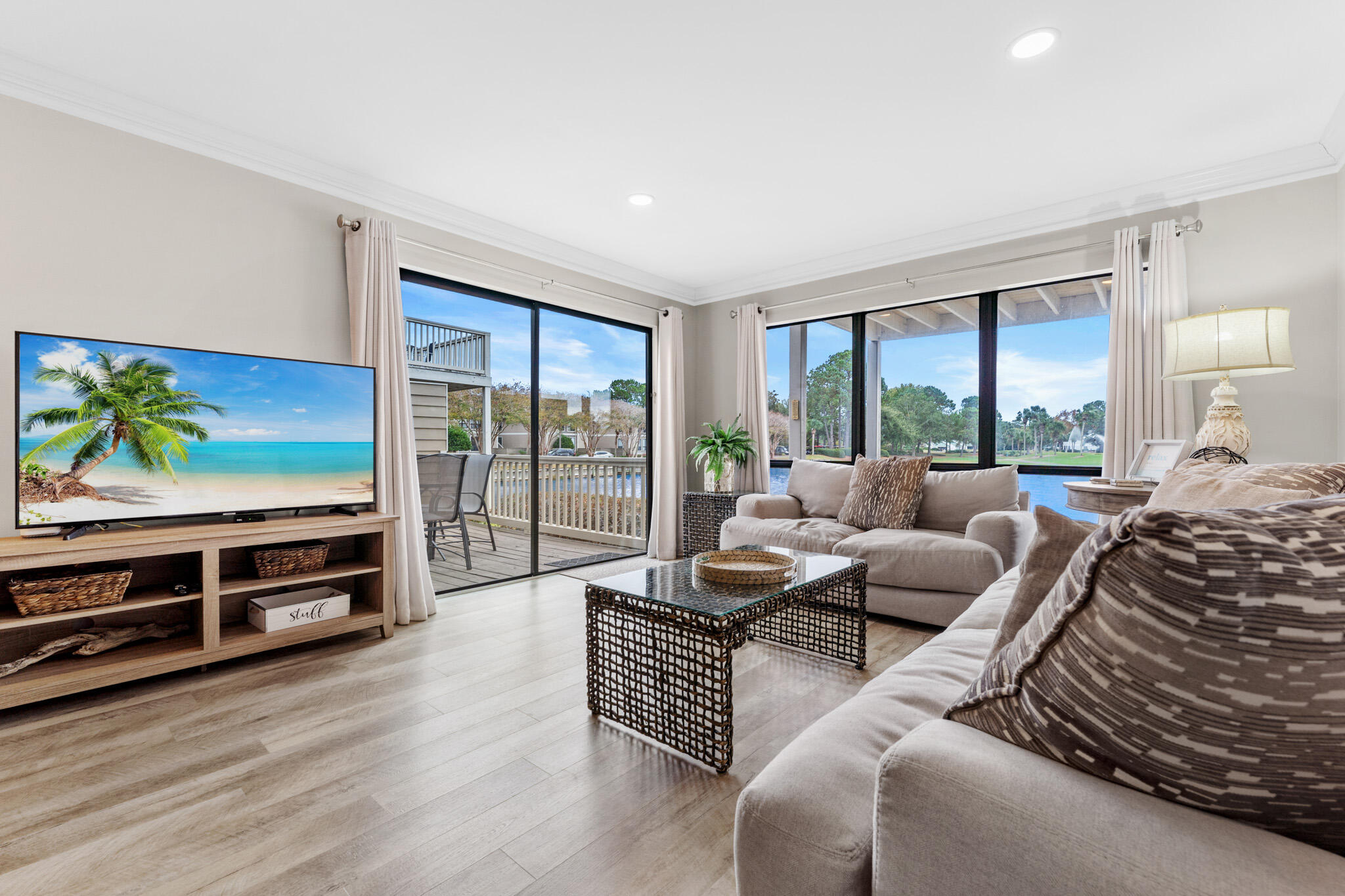 HARBOUR POINT CONDO - Residential