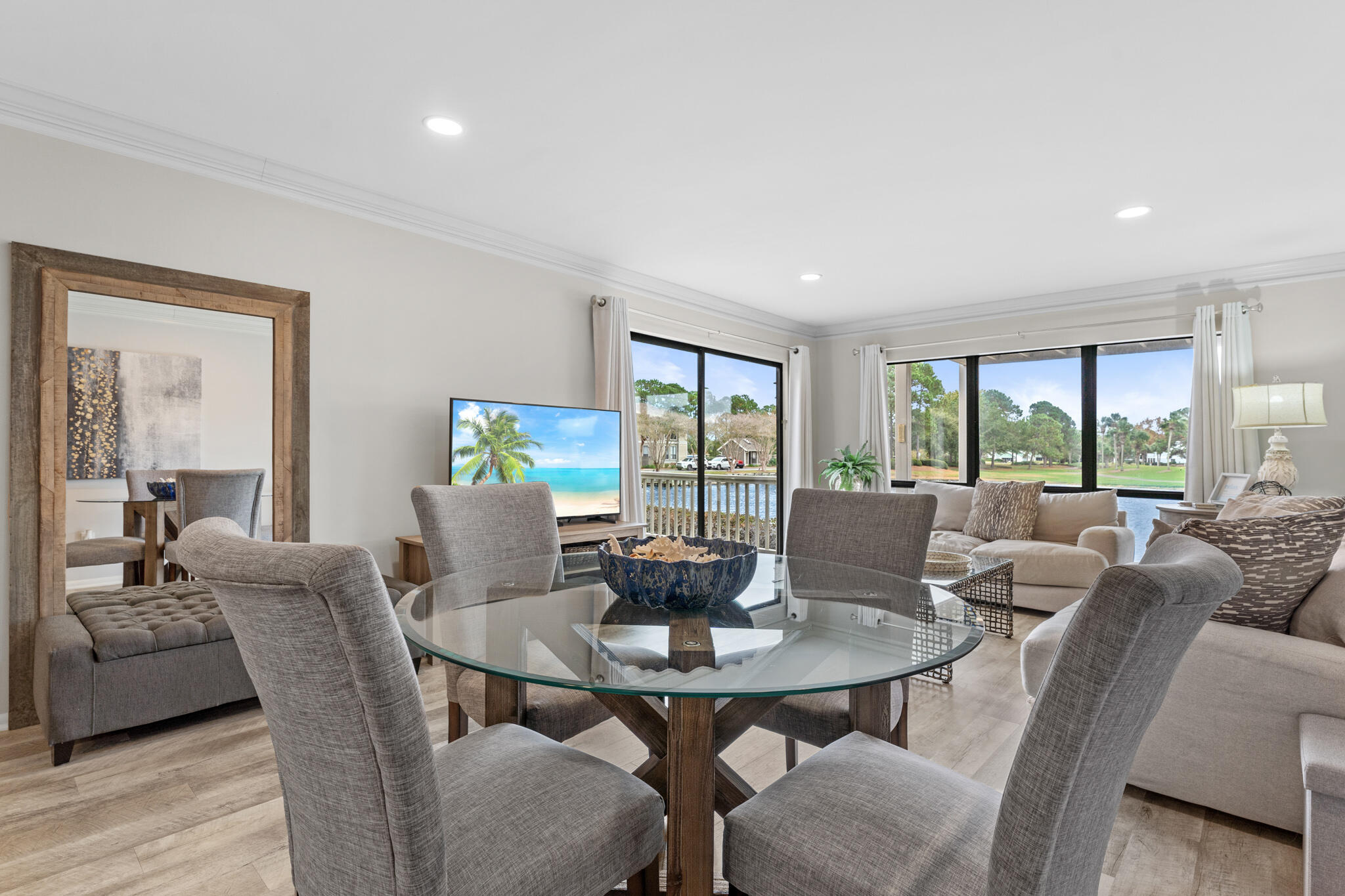 HARBOUR POINT CONDO - Residential