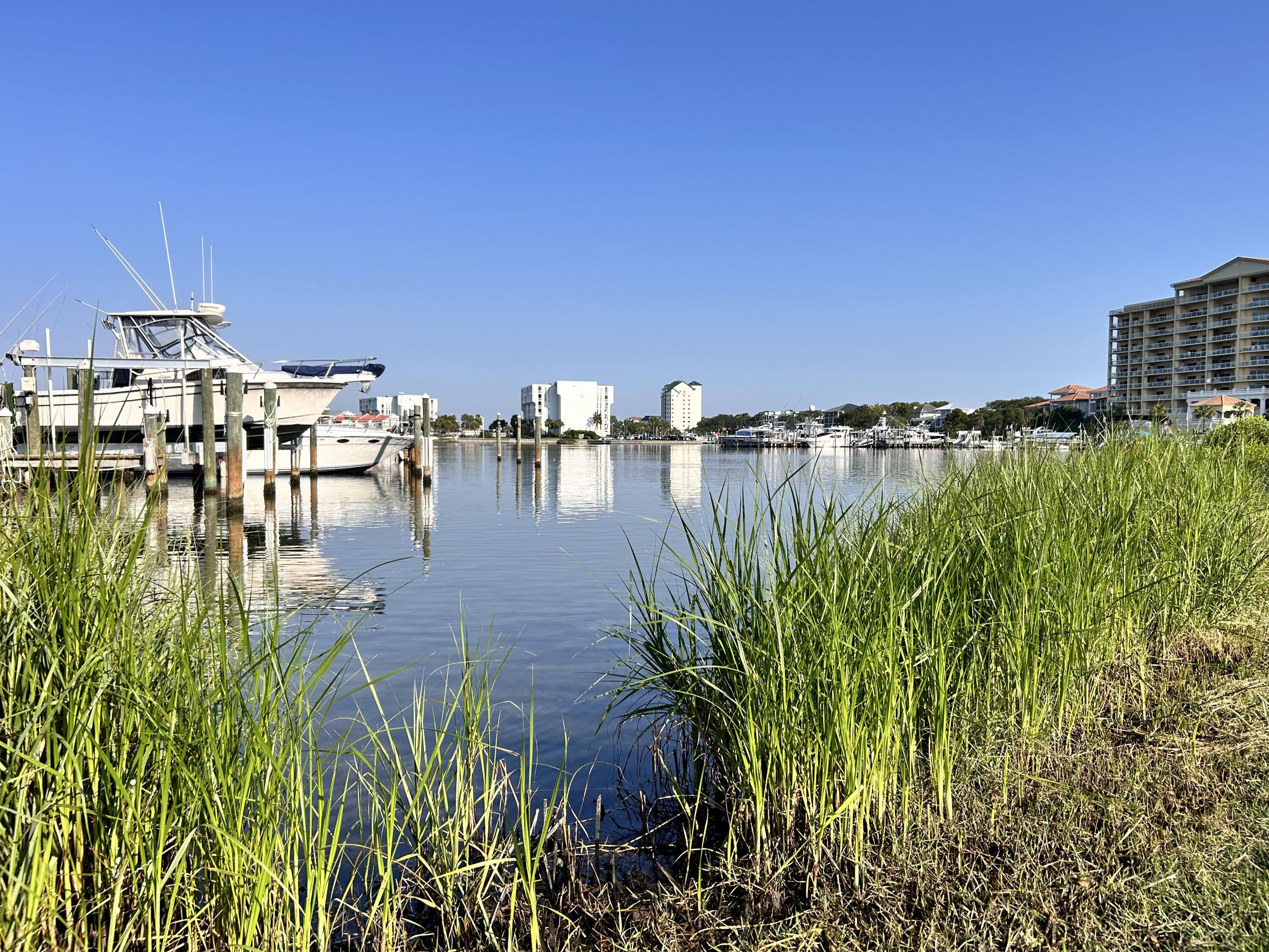 SANDPIPER COVE PH 20 - Residential