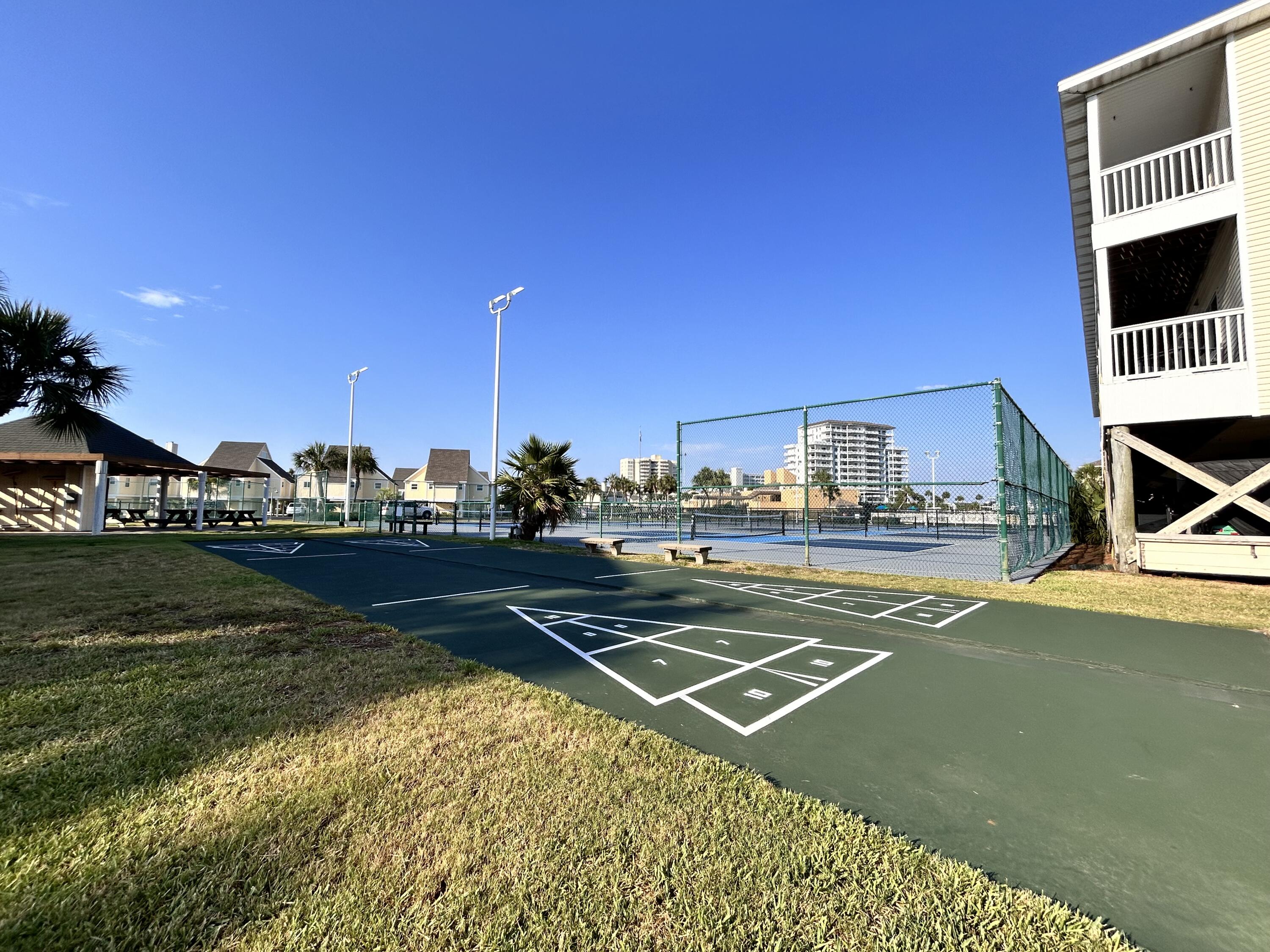 SANDPIPER COVE PH 20 - Residential