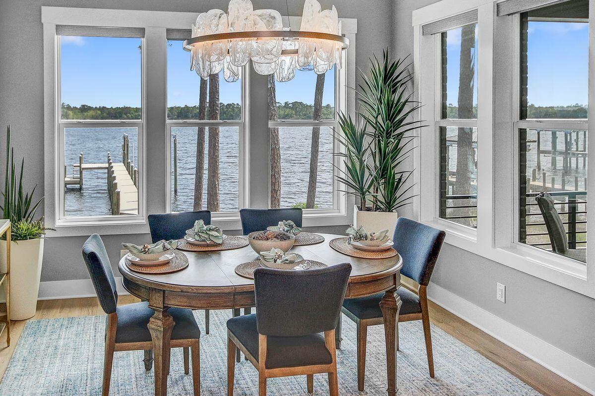 WATER'S EDGE - Residential