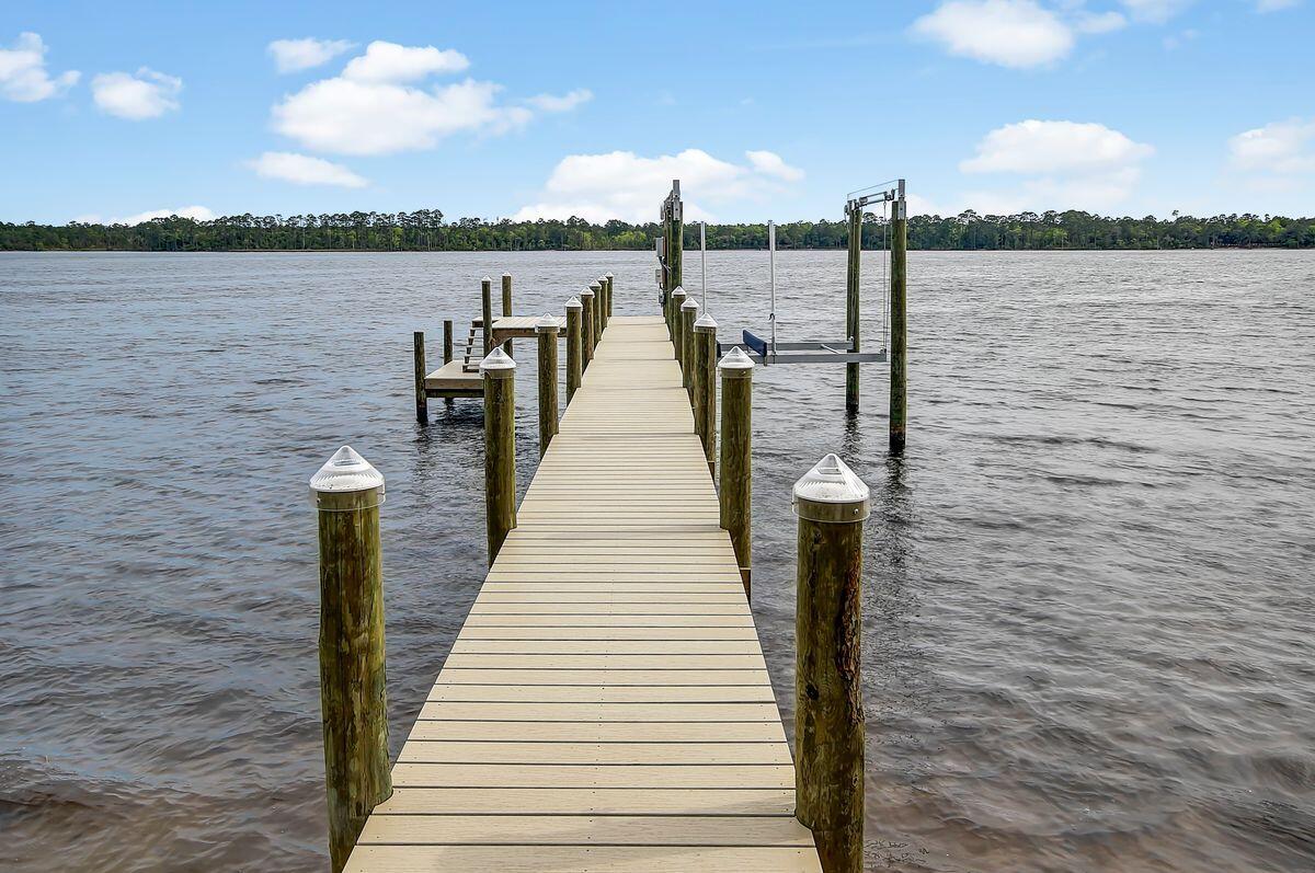 WATER'S EDGE - Residential
