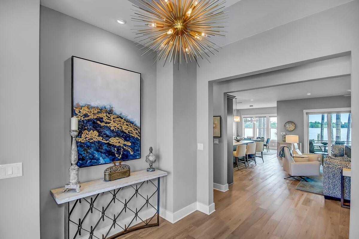 WATER'S EDGE - Residential