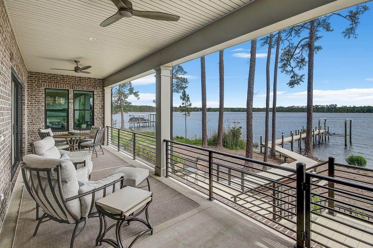 WATER'S EDGE - Residential