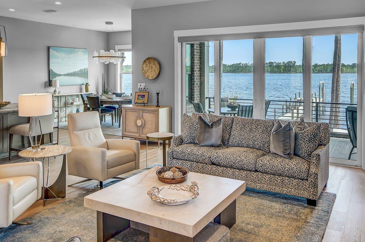 WATER'S EDGE - Residential