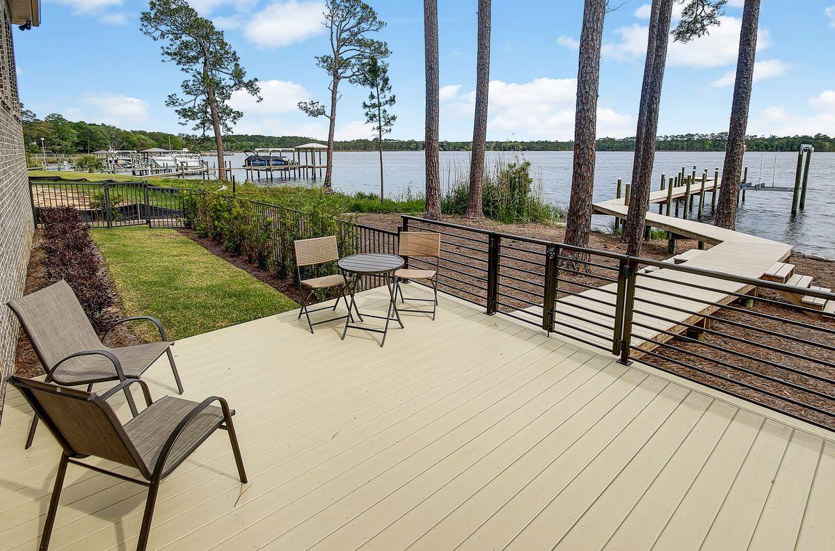 WATER'S EDGE - Residential