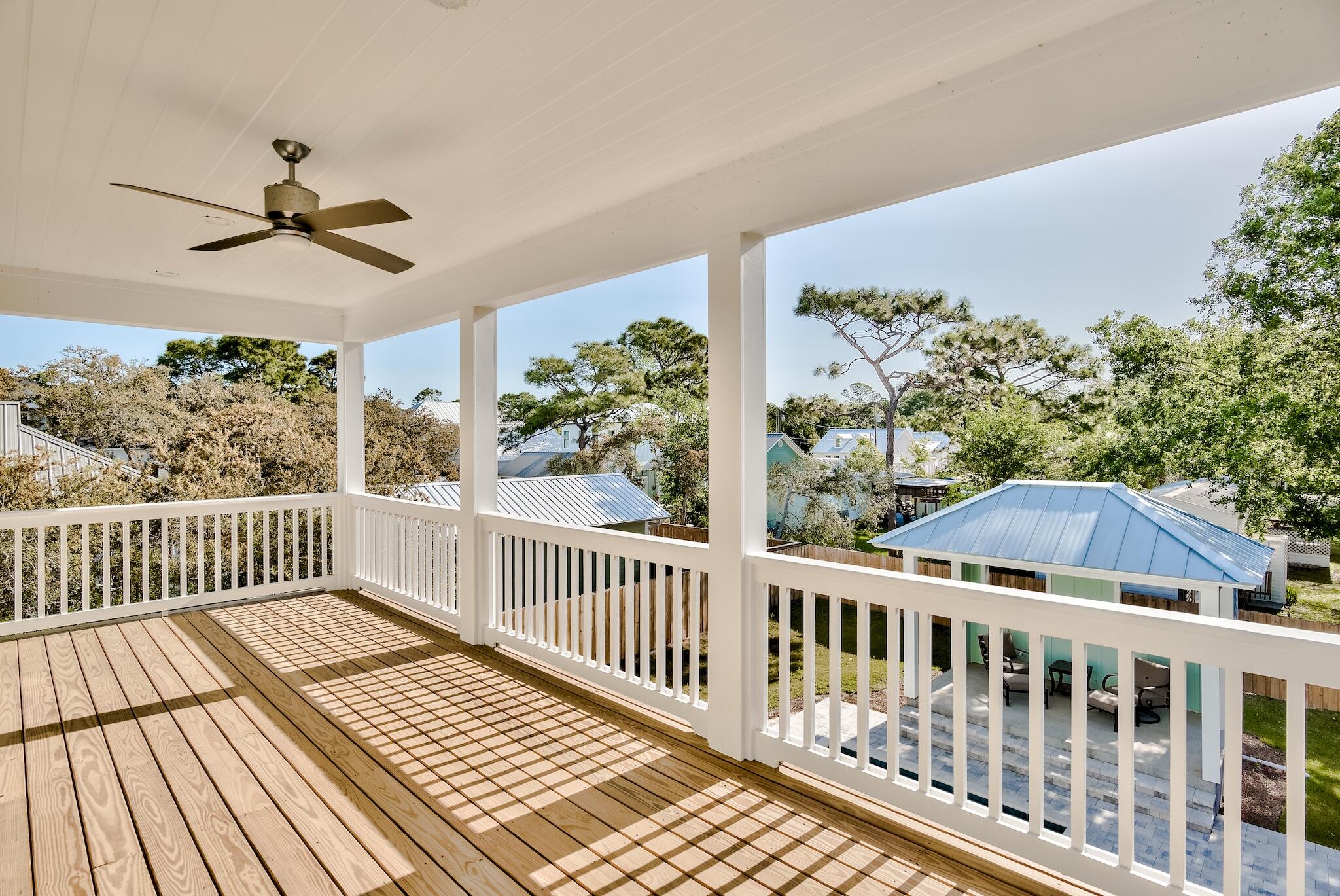 GULF SHORE MANOR - Residential