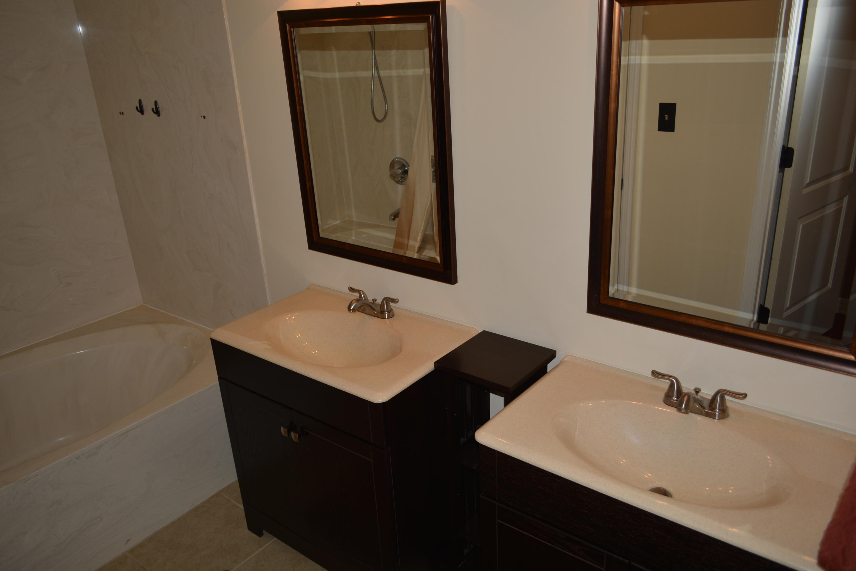 WOODLAND PARK ESTATES - Residential