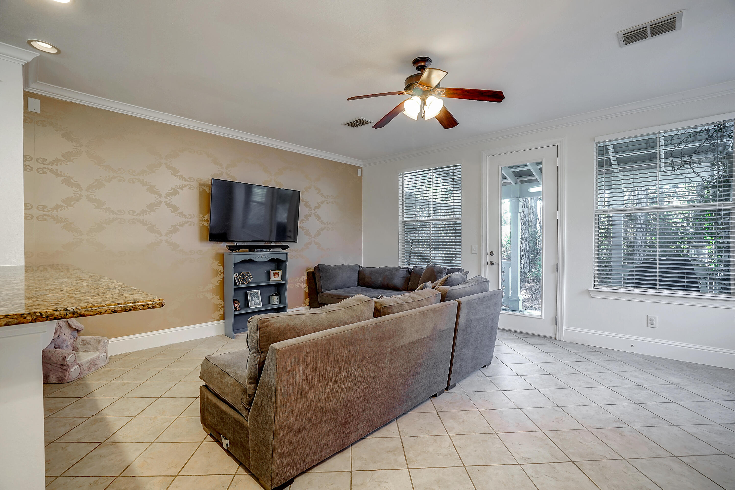 EAGLE BAY - Residential