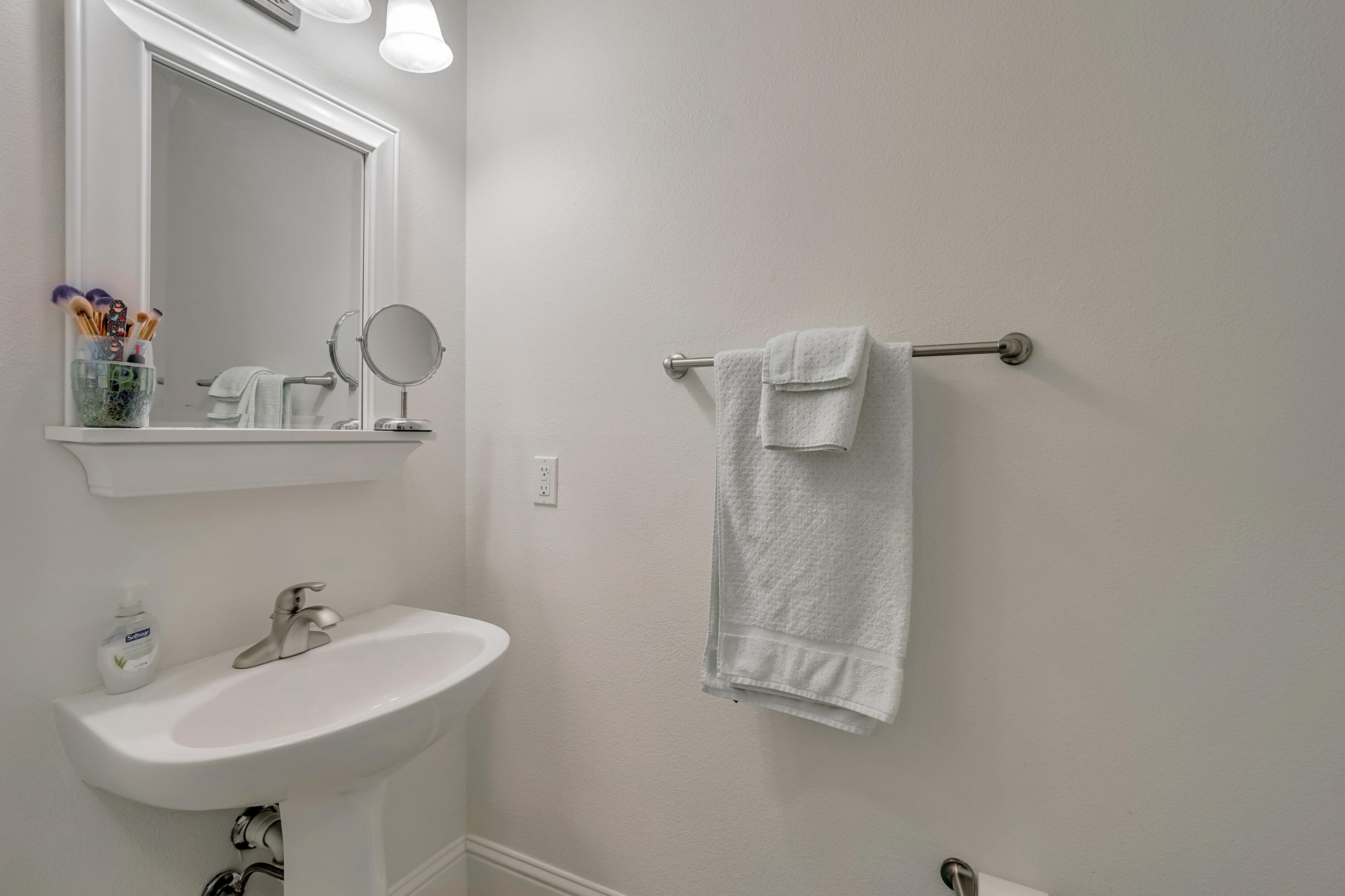 EAGLE BAY - Residential