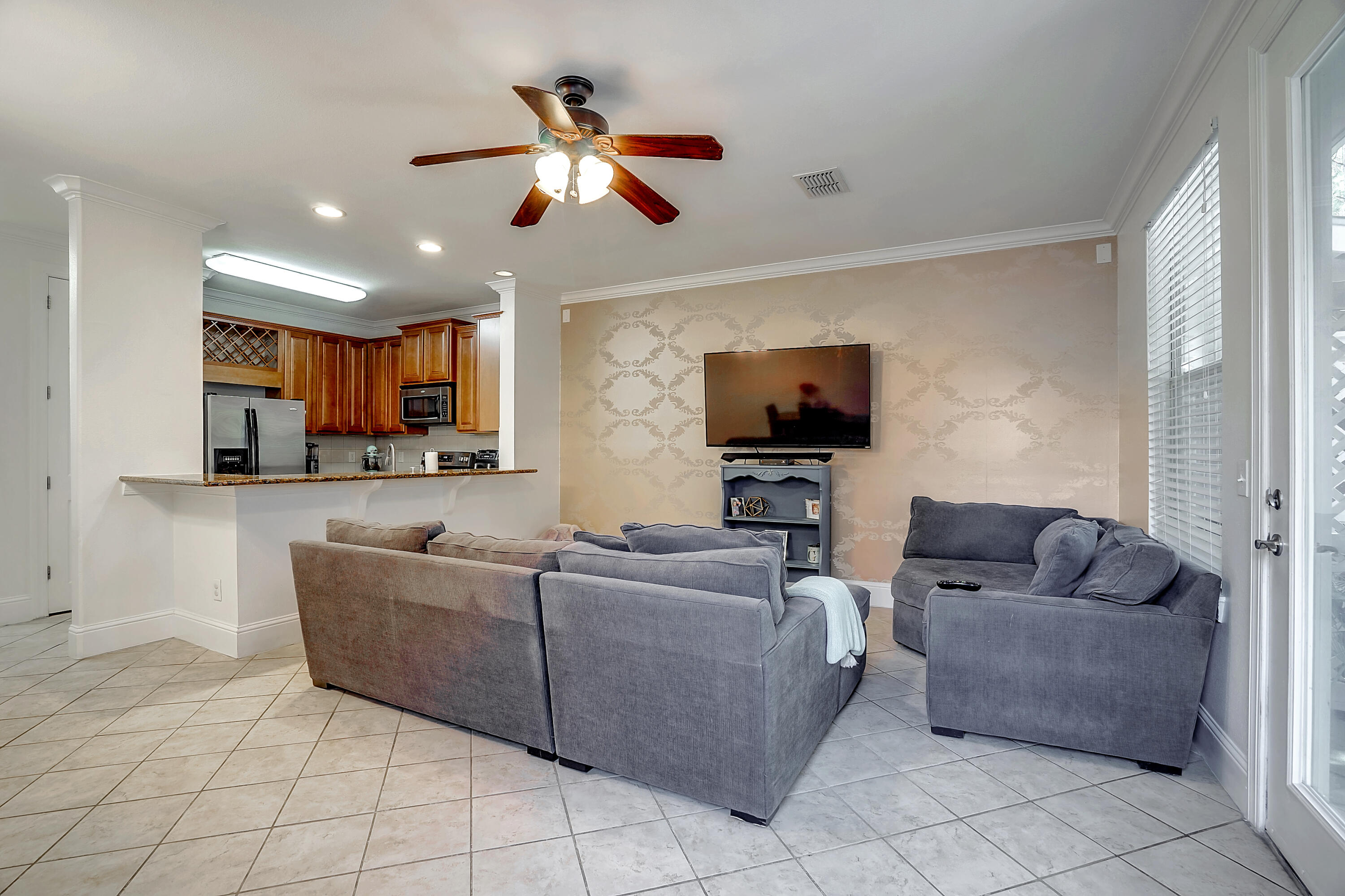 EAGLE BAY - Residential