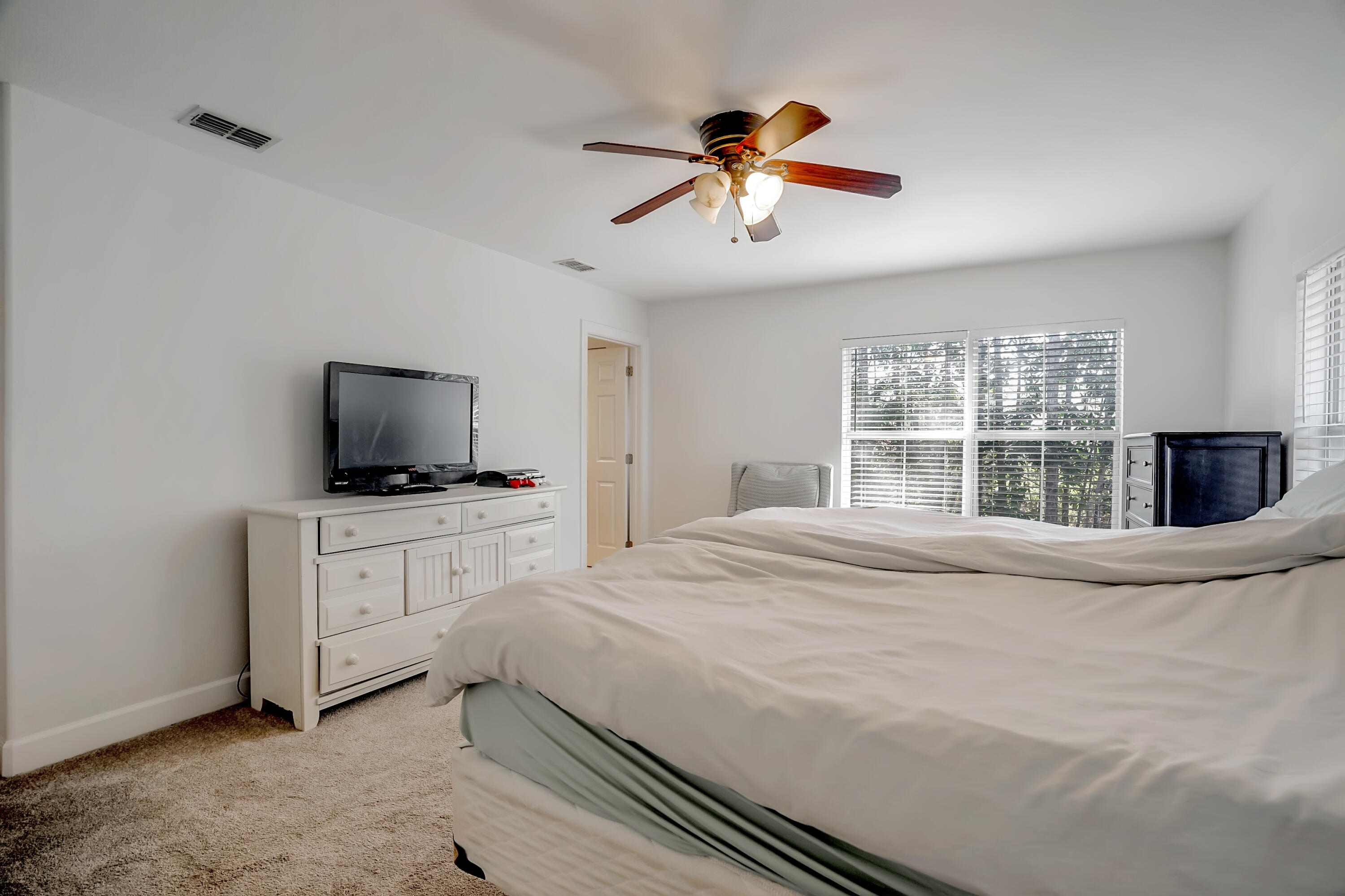EAGLE BAY - Residential
