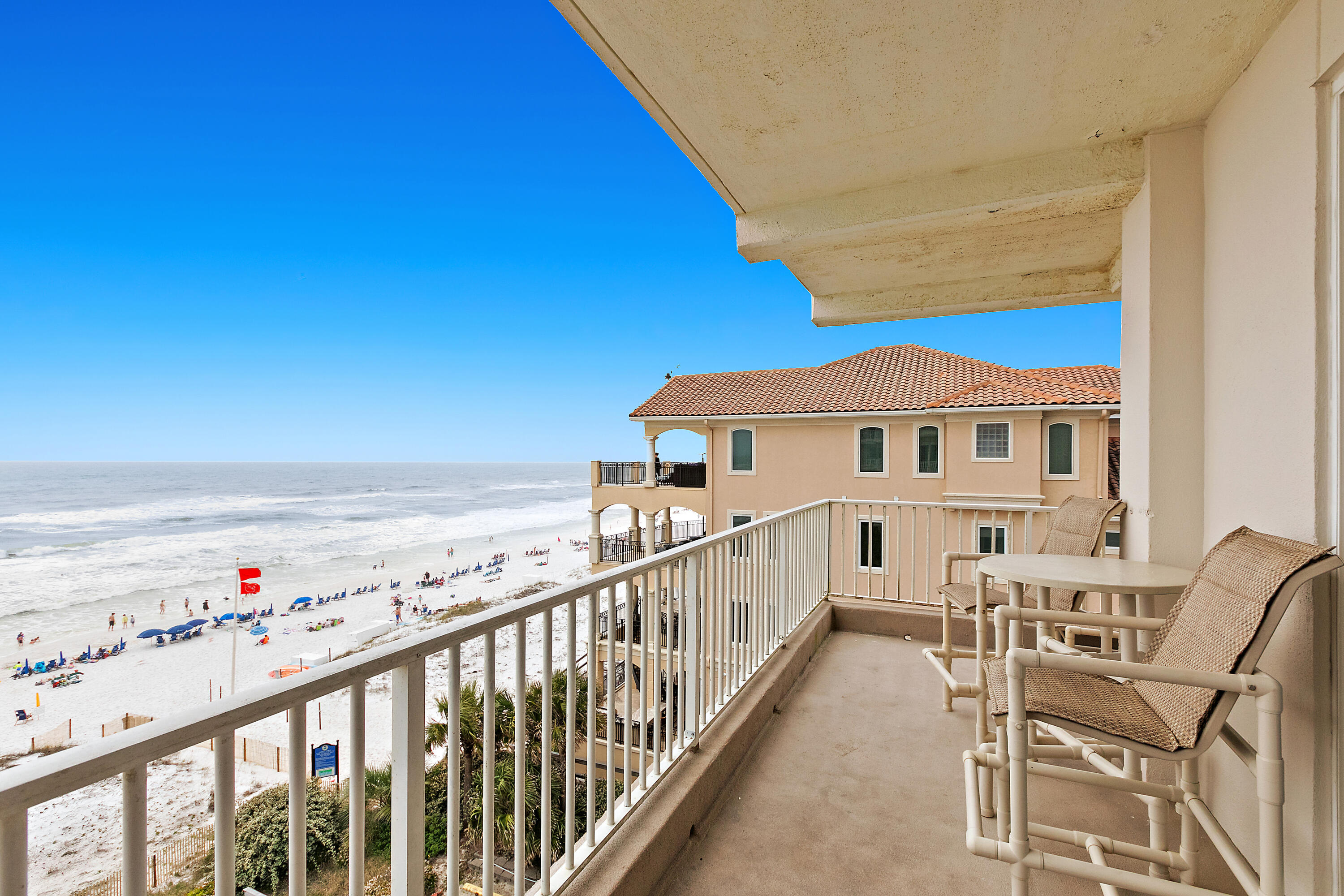 INN AT CRYSTAL BEACH (SUMMERCHASE CONDO) - Residential