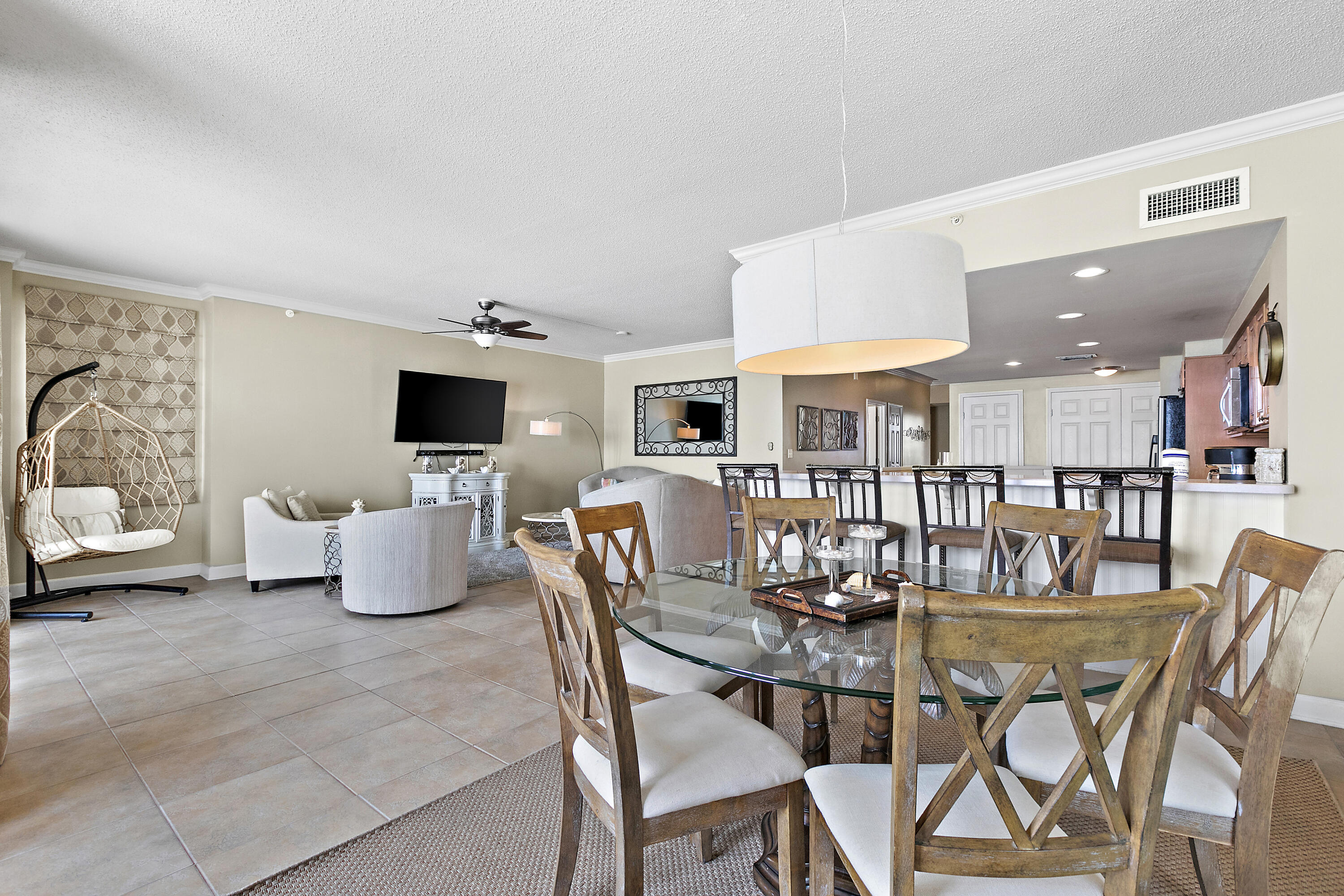 INN AT CRYSTAL BEACH (SUMMERCHASE CONDO) - Residential