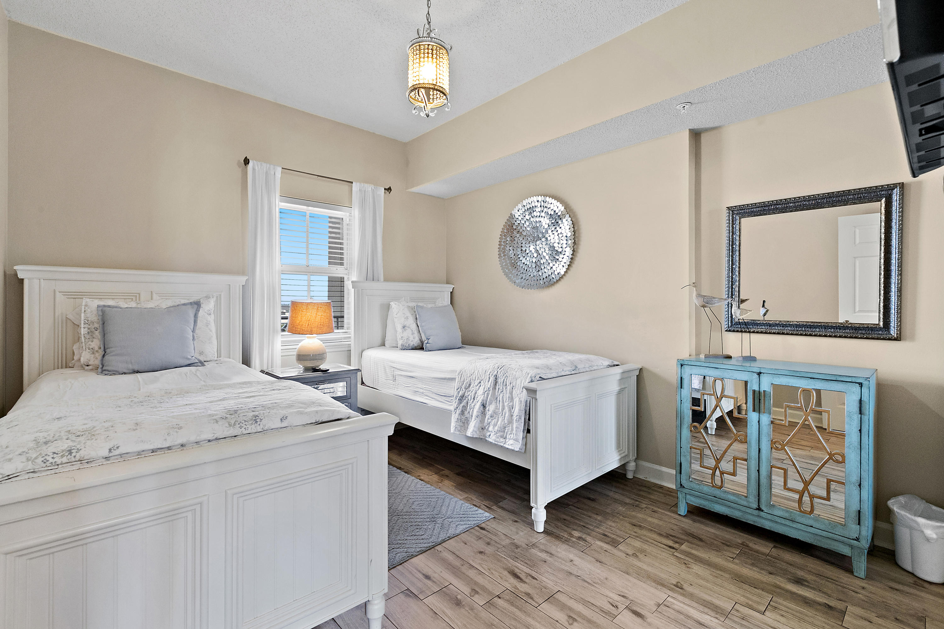 INN AT CRYSTAL BEACH (SUMMERCHASE CONDO) - Residential