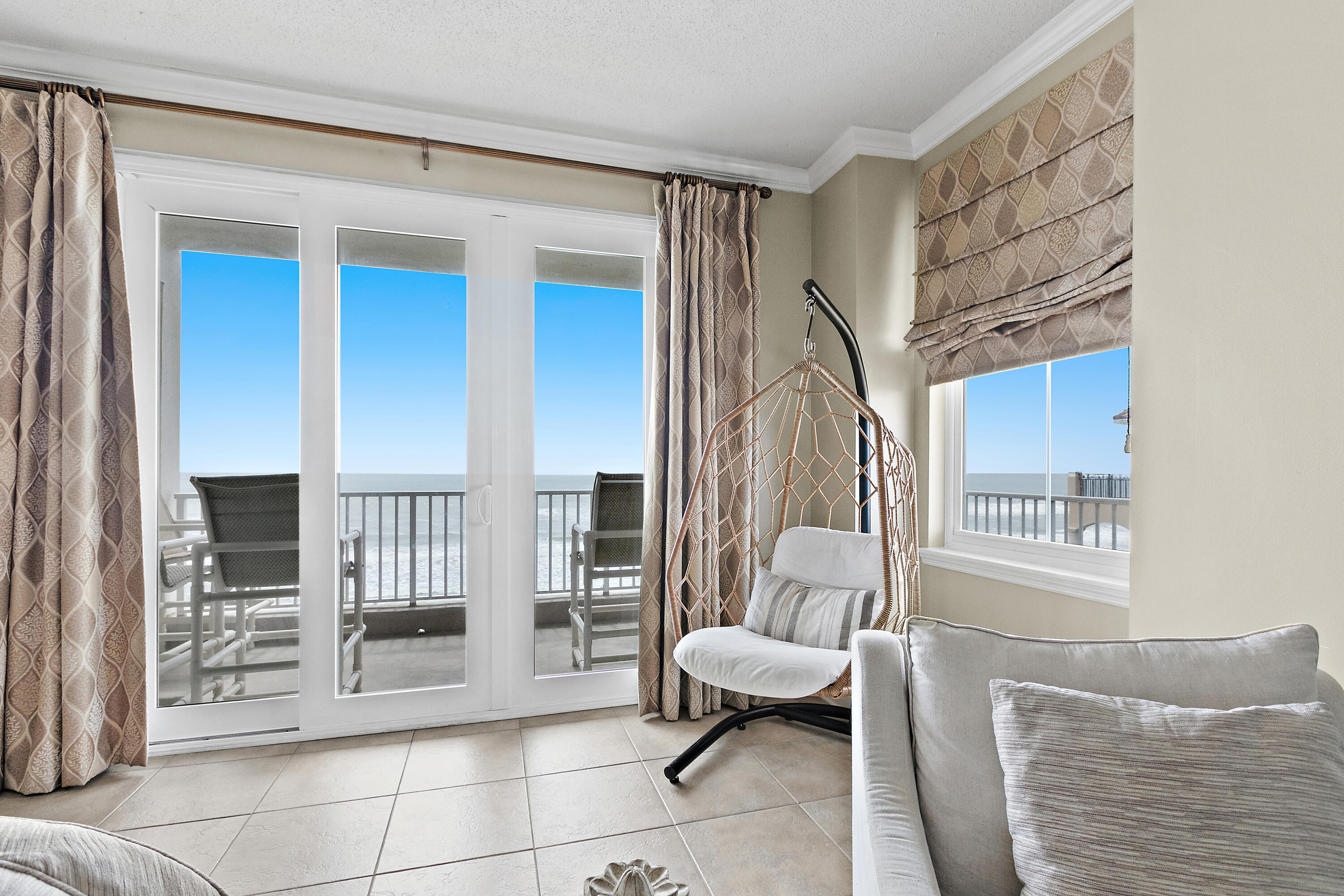 INN AT CRYSTAL BEACH (SUMMERCHASE CONDO) - Residential
