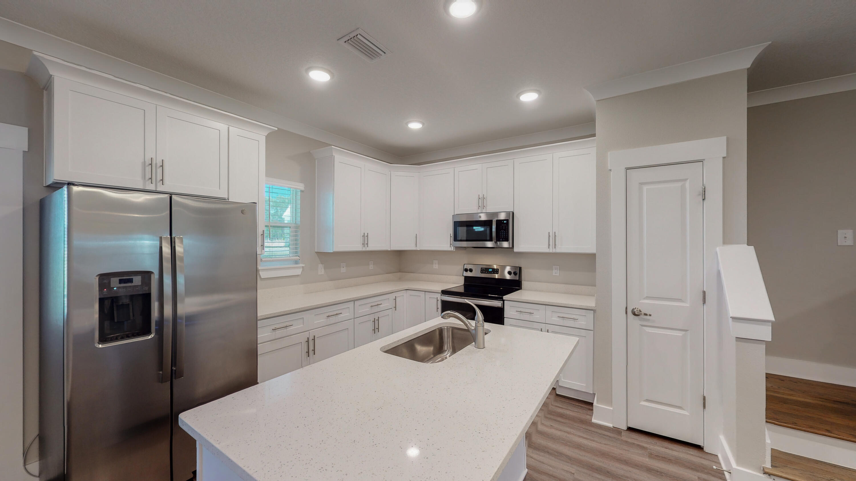 VERANDAS OF FREEPORT, THE - Residential Lease