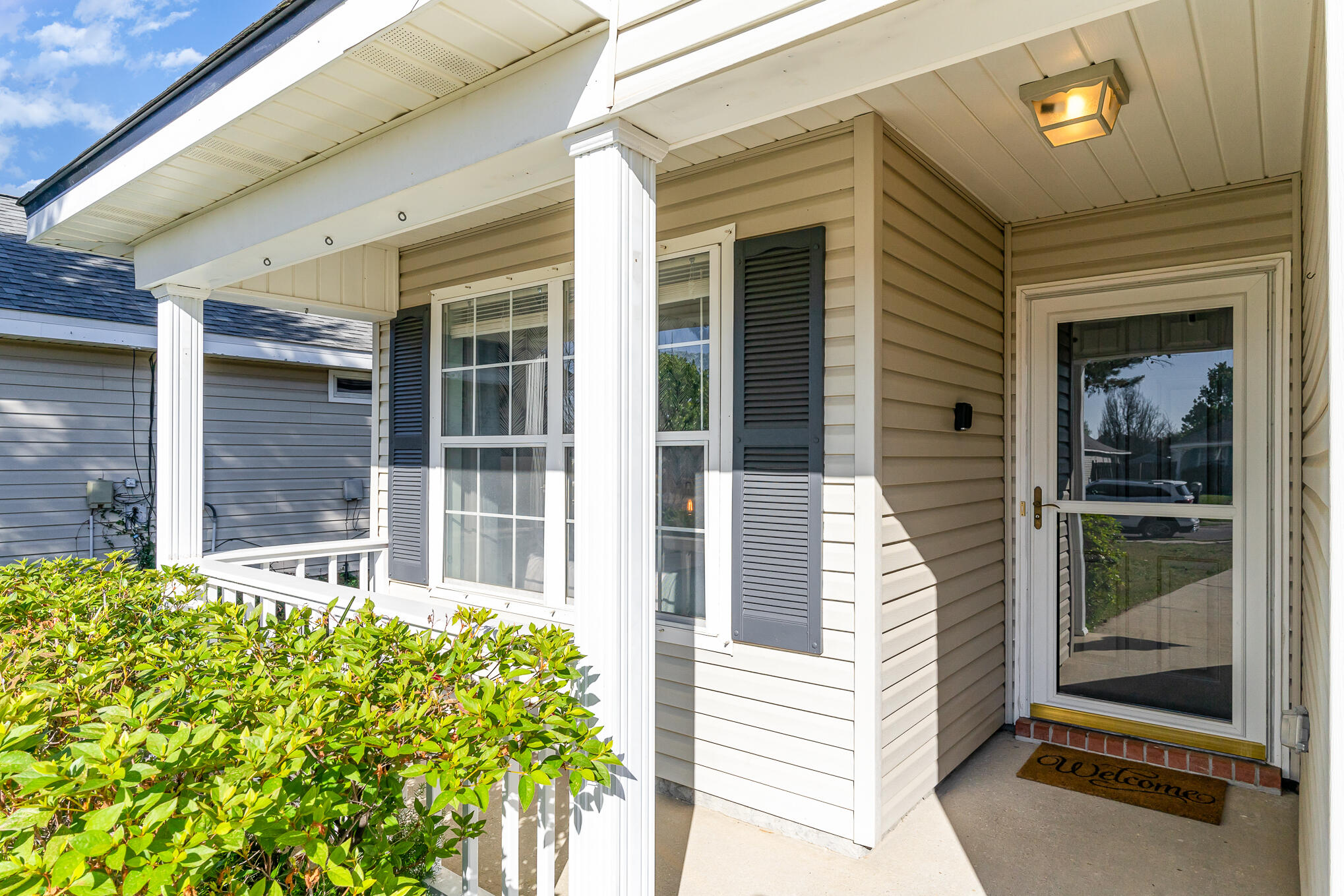 LIGHTHOUSE POINTE - Residential