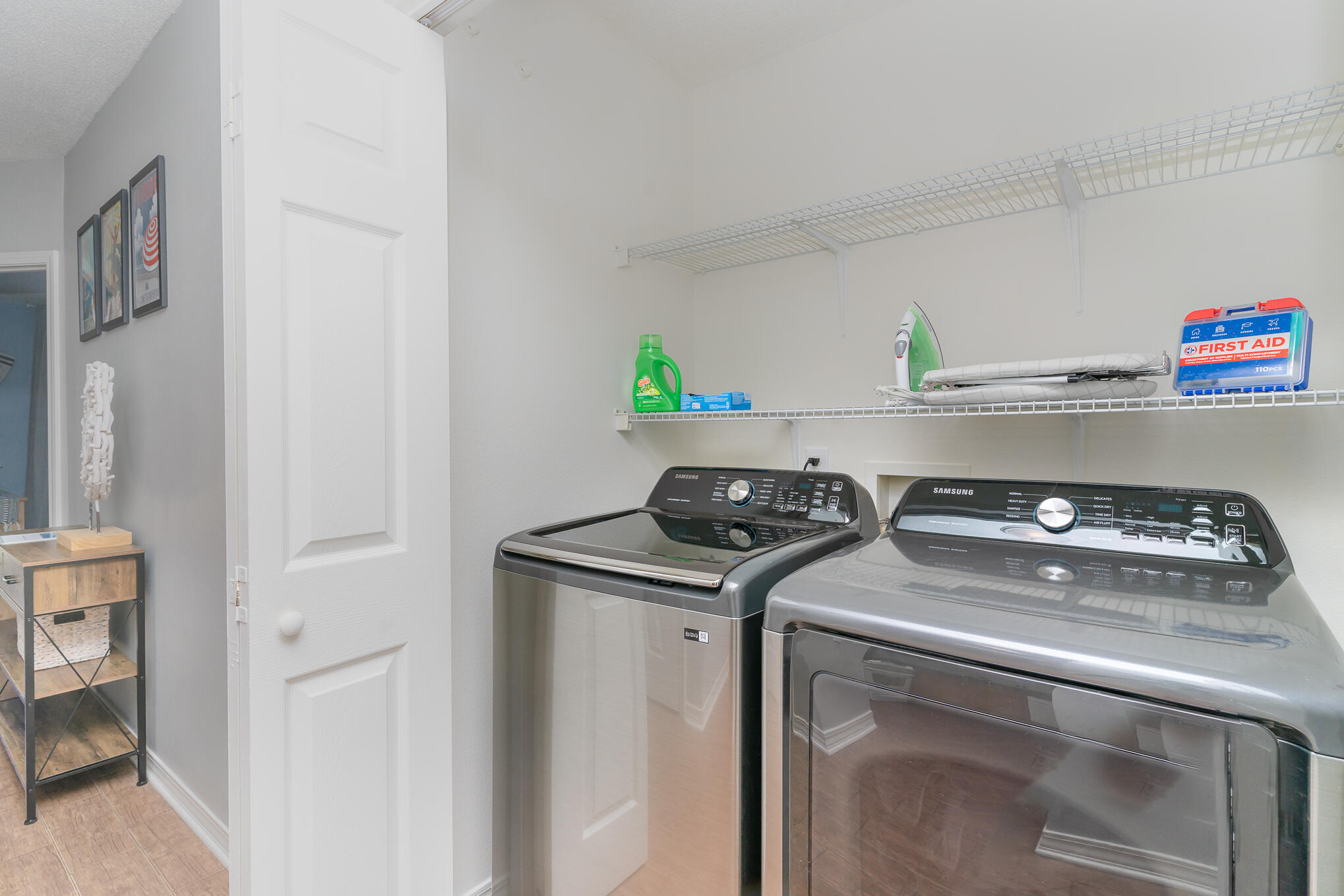 LIGHTHOUSE POINTE - Residential