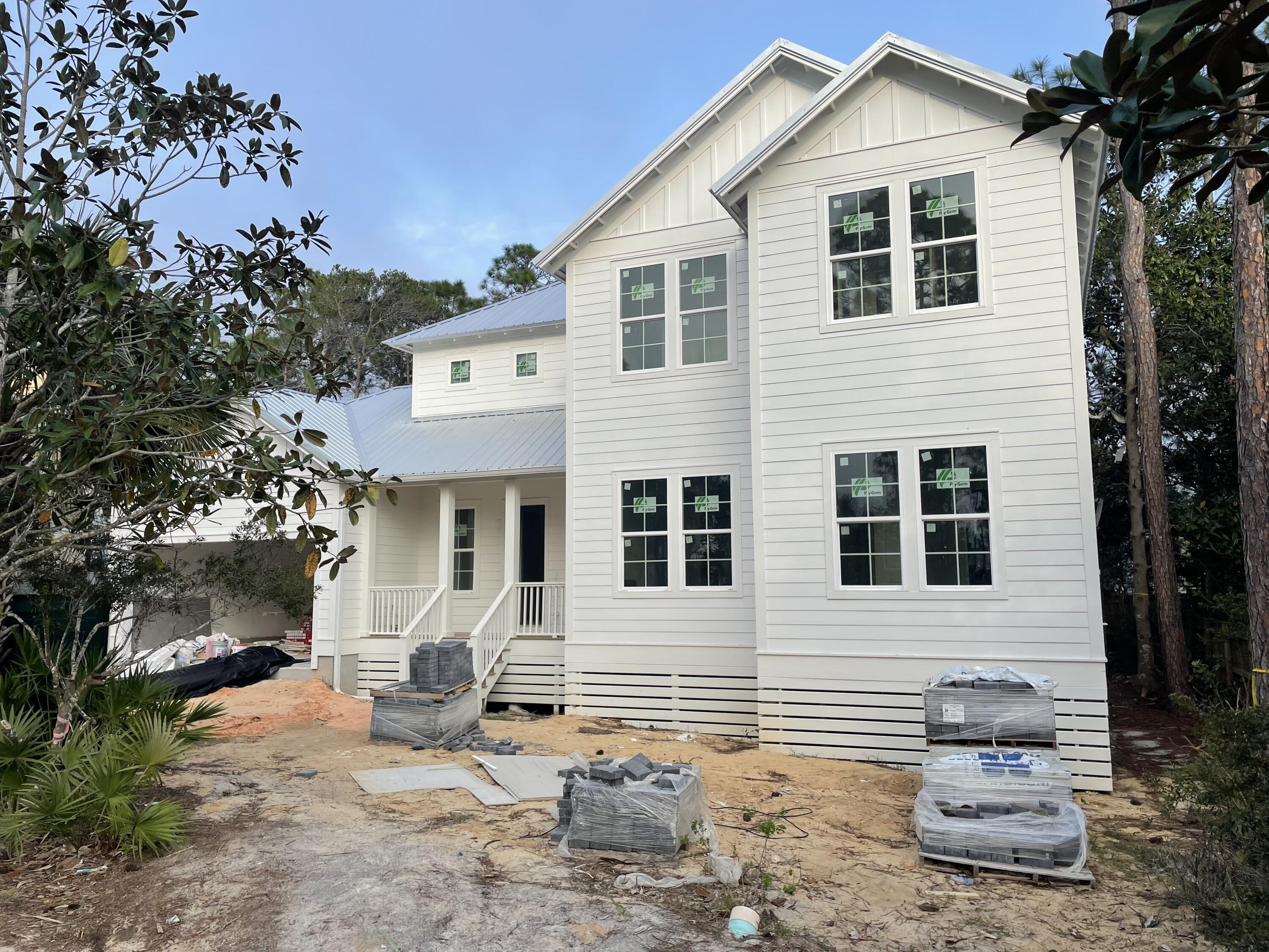 HIDDEN GROVE - Residential