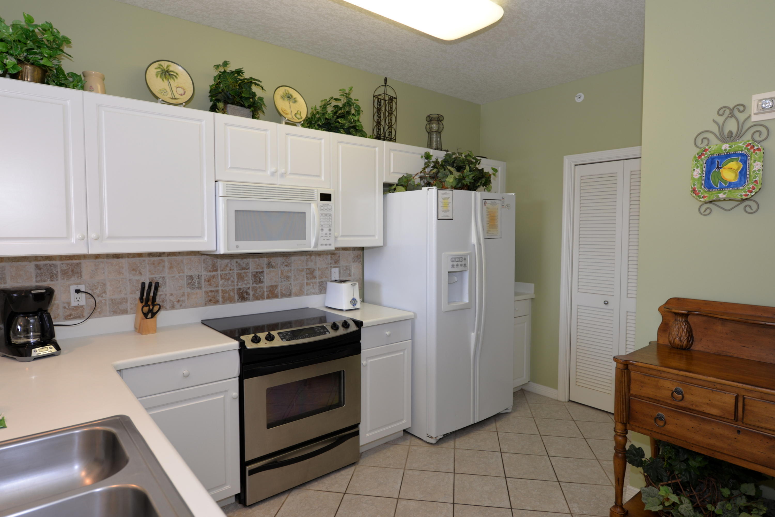 DESTIN WEST BEACH & BAY RESORT - Residential