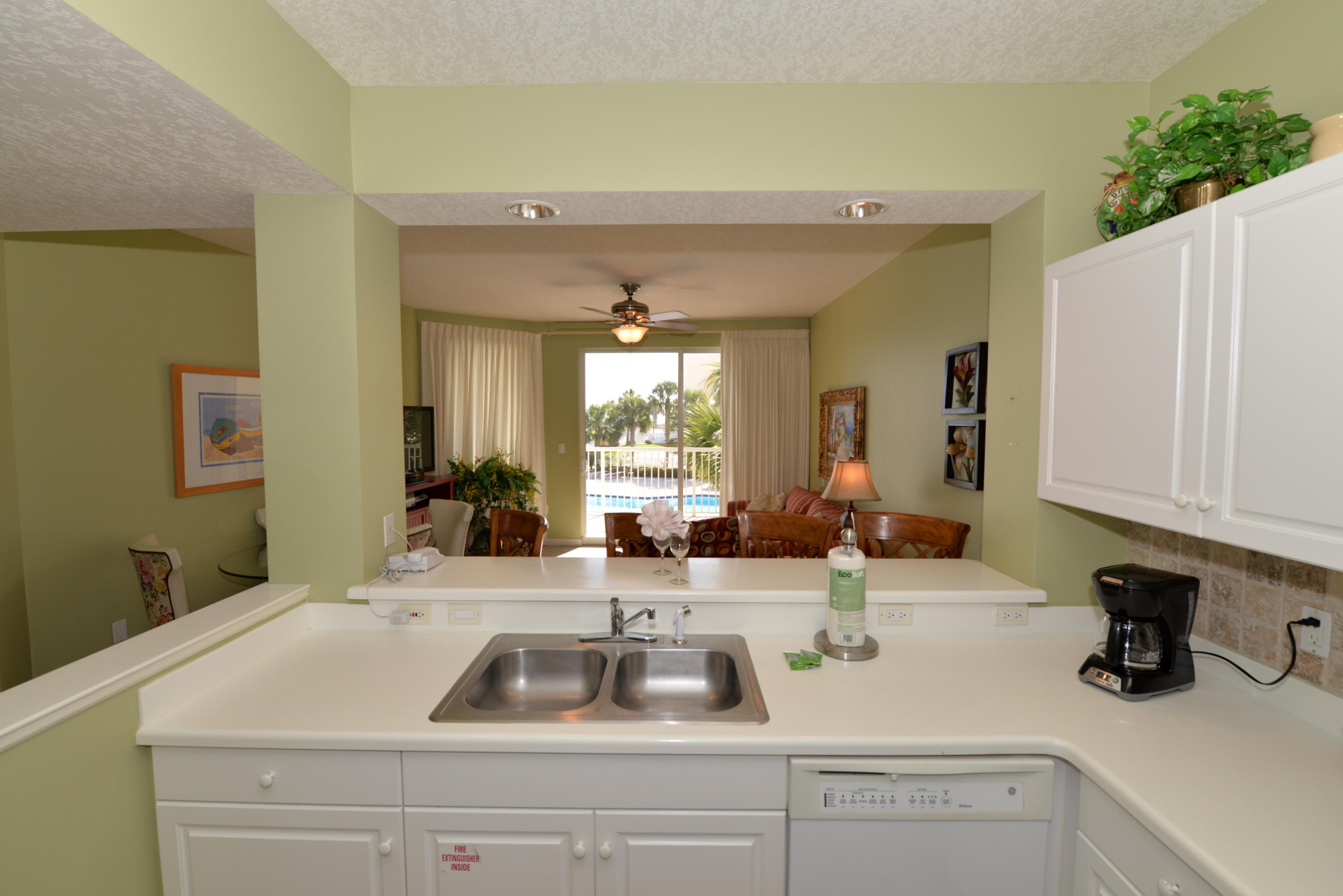 DESTIN WEST BEACH & BAY RESORT - Residential